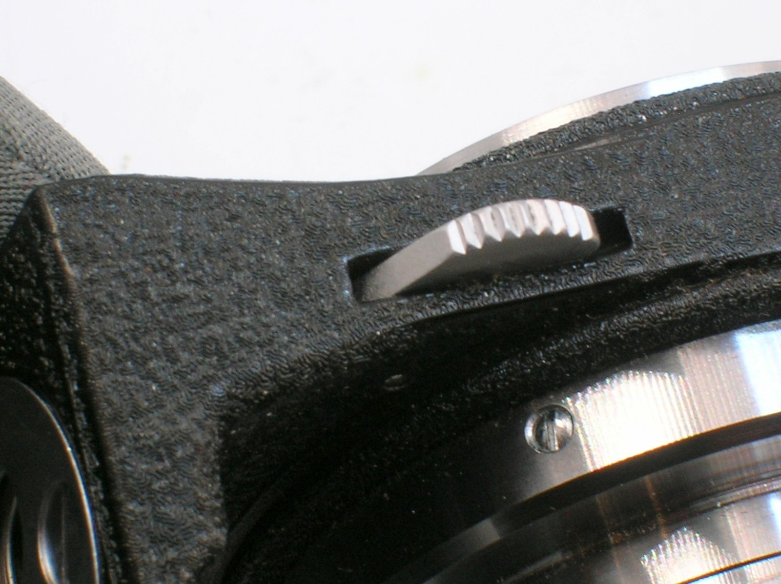 LEICA LEITZ WETZLAR 16466 LENS ADAPTER FOR LEICA M CAMERAS- 12 0F 37
