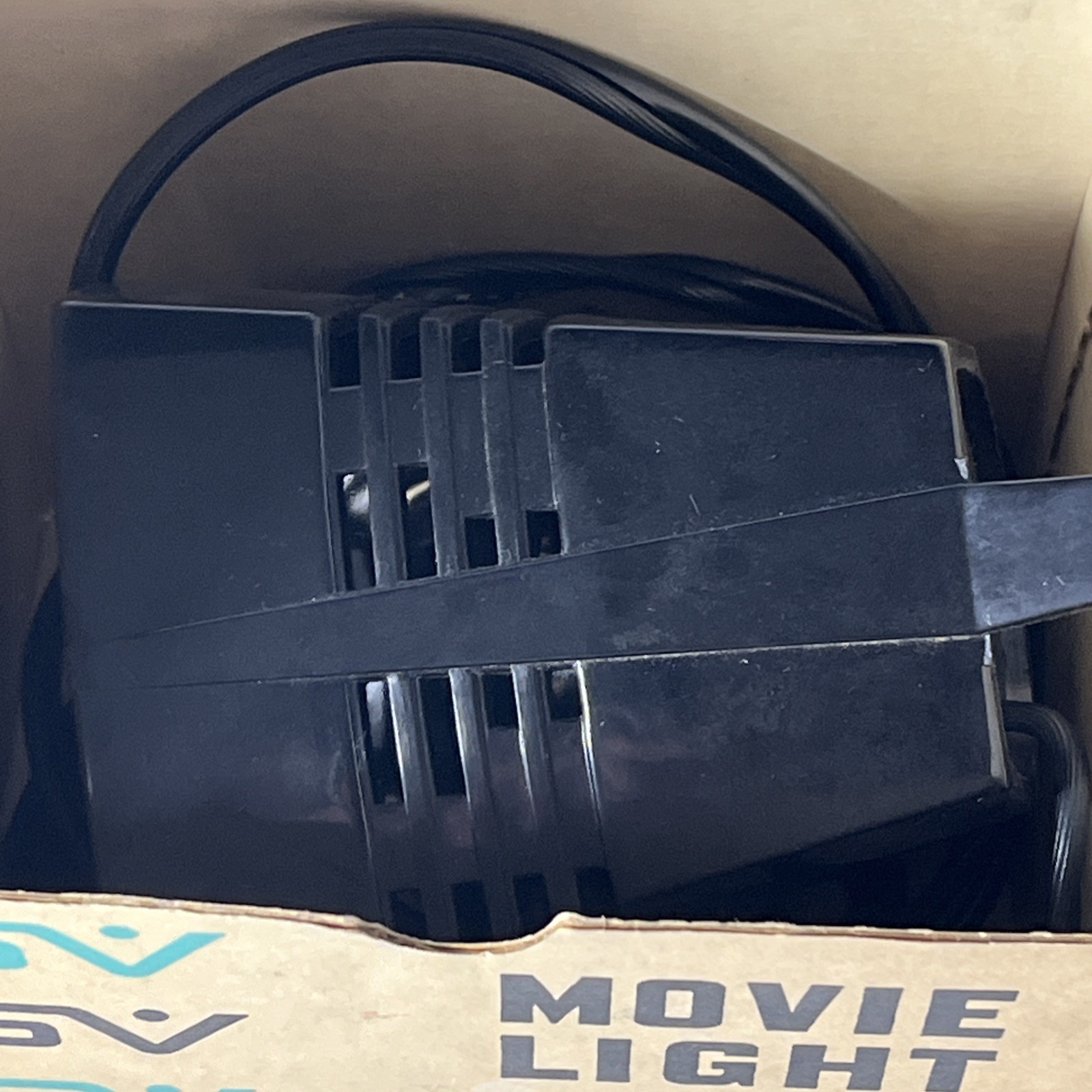 Smith-Victor Movie Light Model Q1U for Super 8 Cameras in Box Working 650 Watt