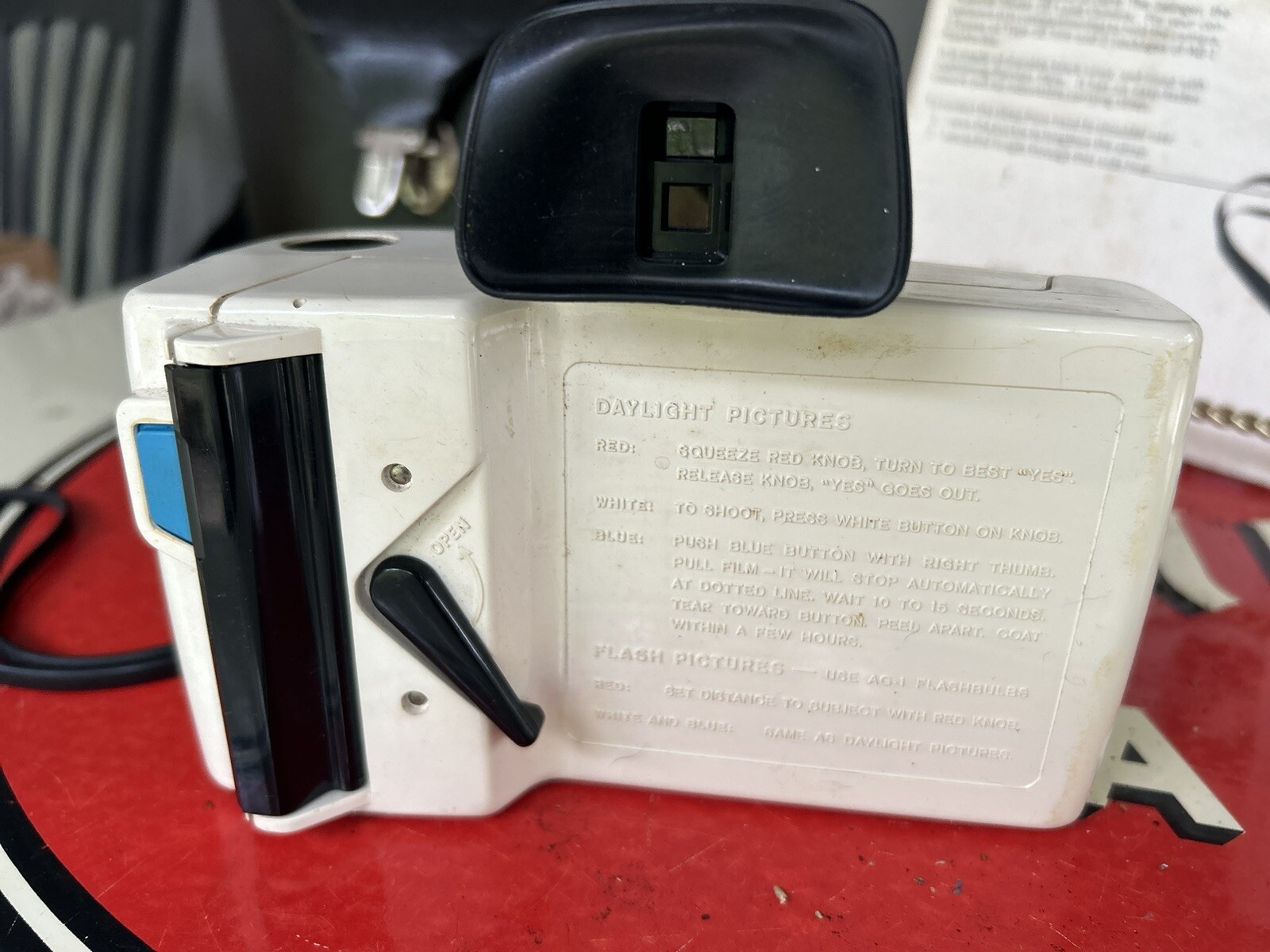 1965 -Polaroid Swinger Model 20 Instant Film Land Camera – Original Casing