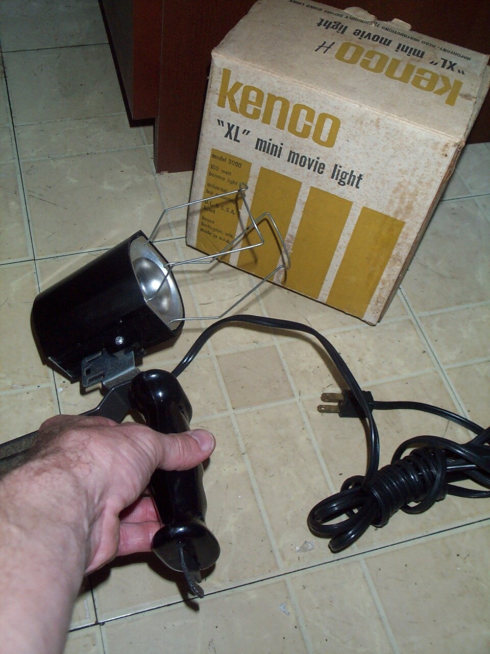 MOVIE LIGHT Vintage KENCO XL Model 3000 Hand Grip Original Box Super 8mm Film