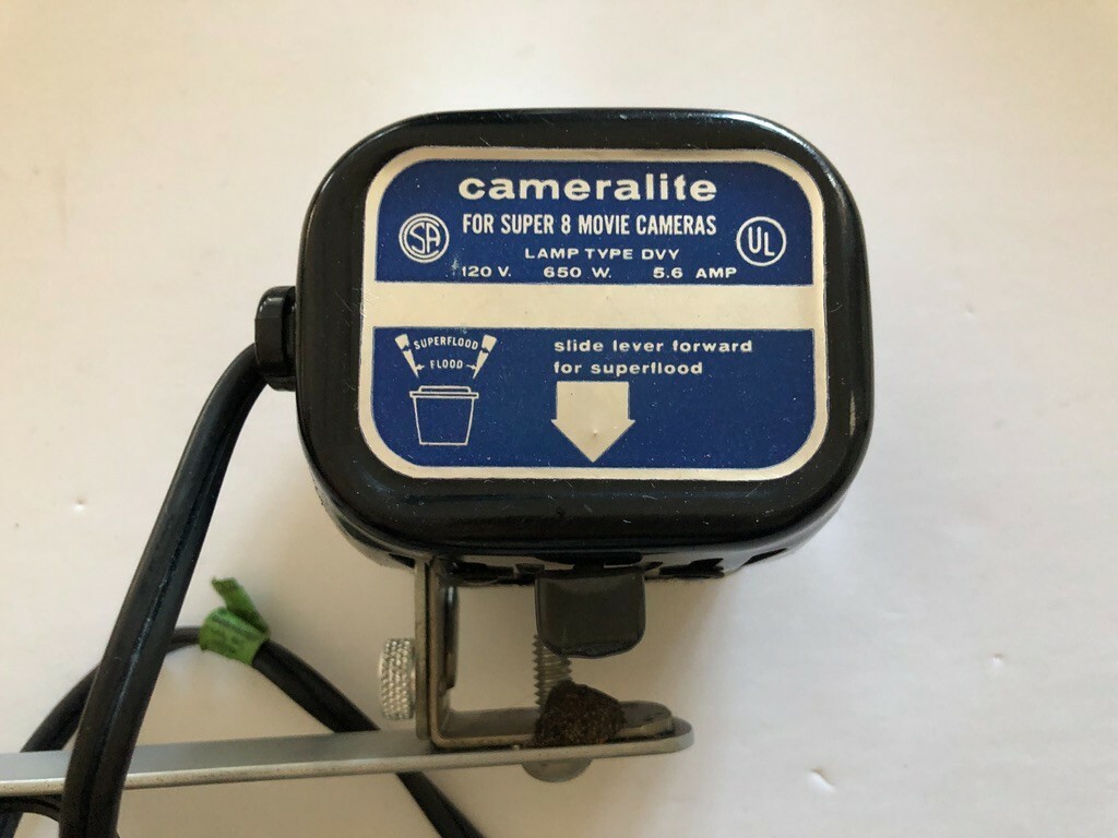Vintage GE CameraliteAcme-Lite Movie Camera Light For Super 8 Cameras