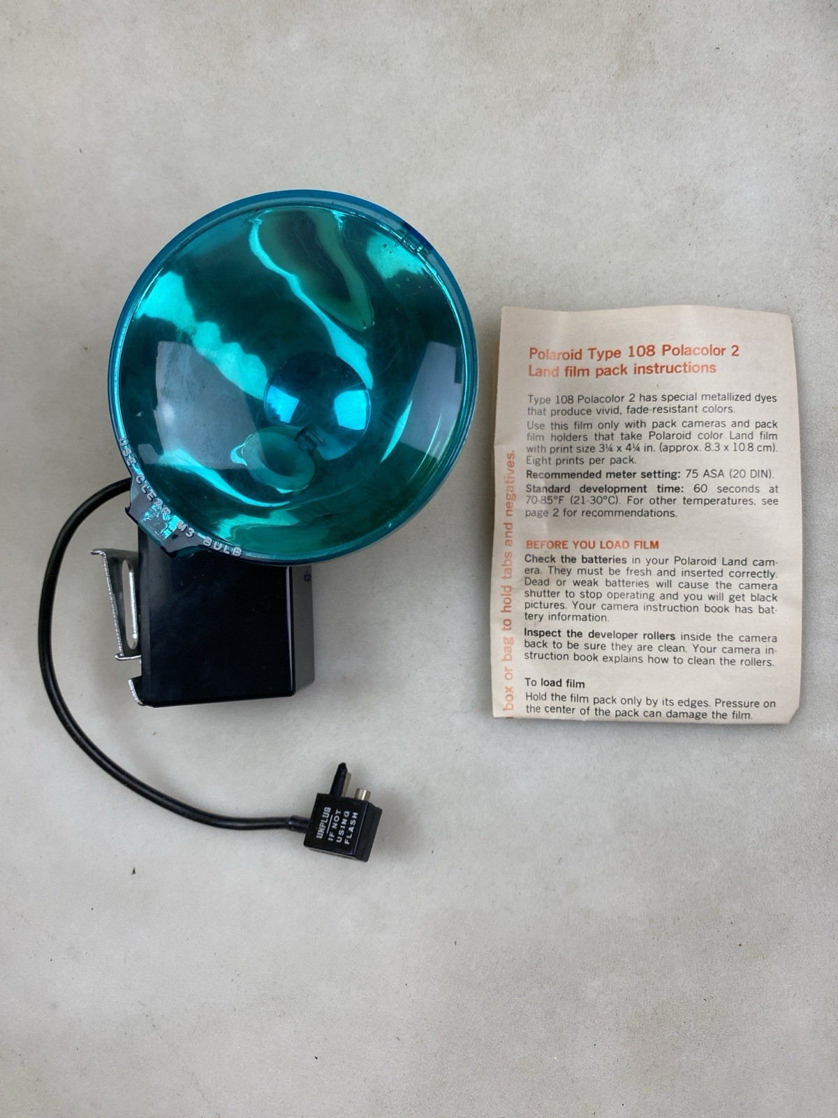 Vintage Polaroid Flashgun #268 Blue Reflector Flash w/ Box Instructions