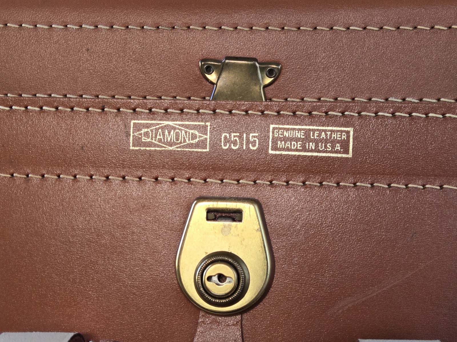 Vintage Diamond C515 Camera Bag Brown Genuine Leather Made in USA