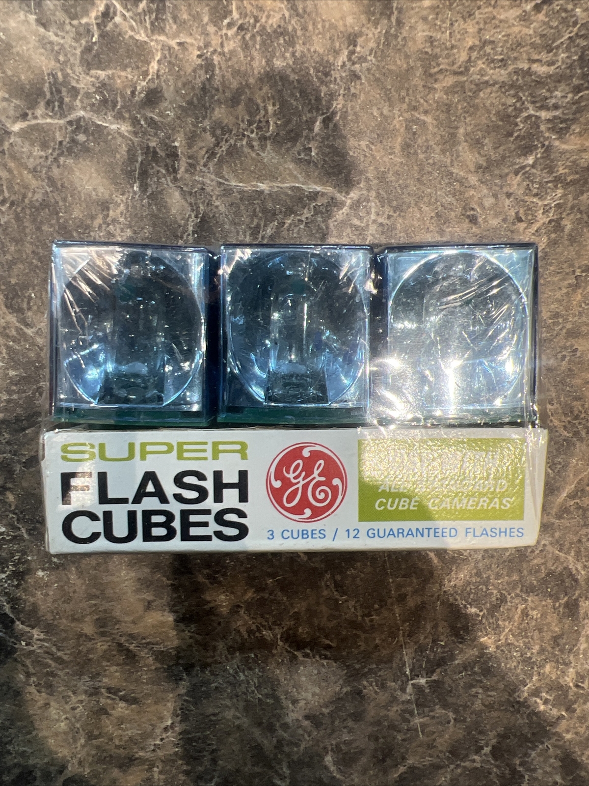 Vintage General Electric Set of 3 Camera Flash Cubes 12 Flashes