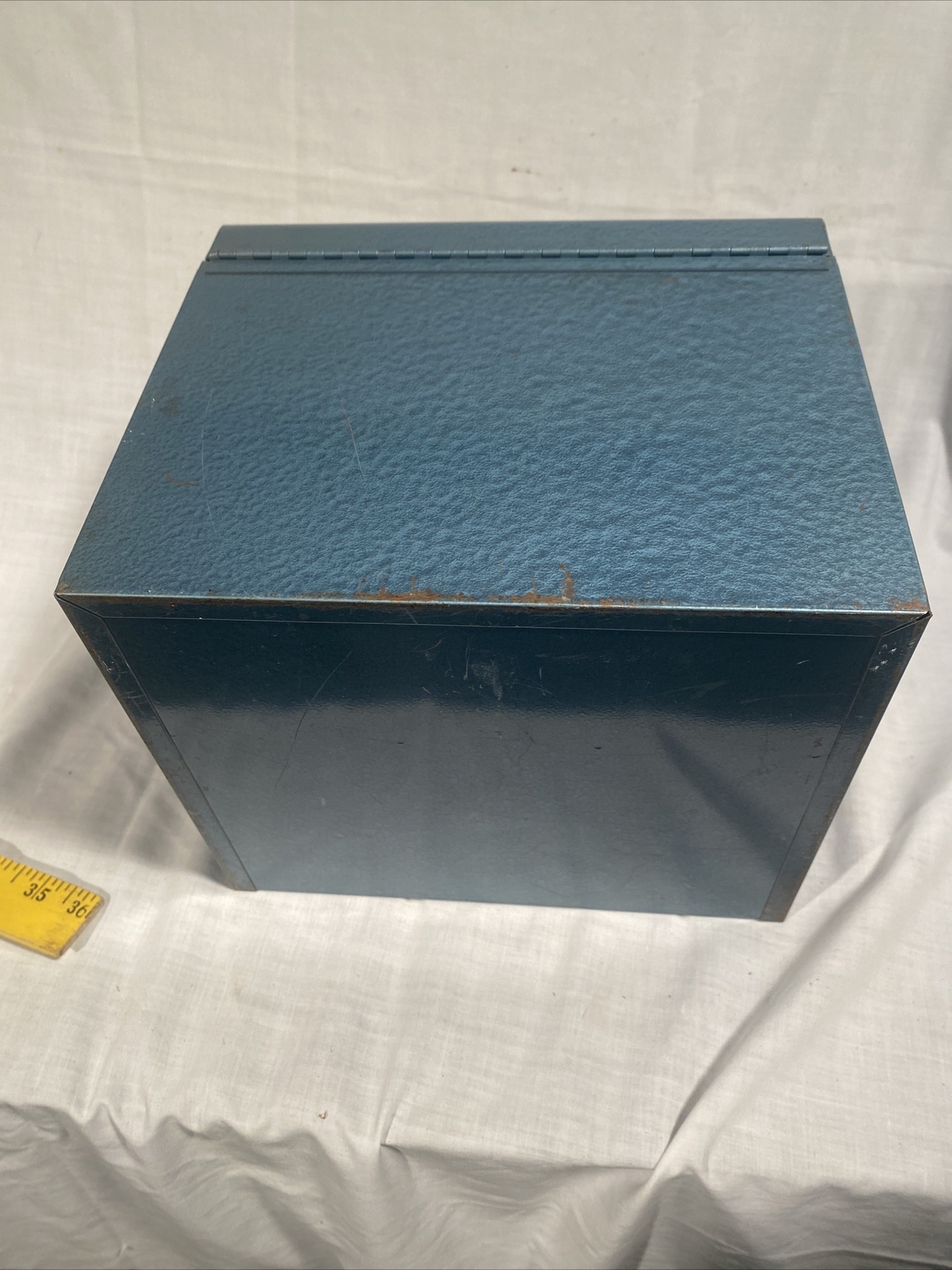 VINTAGE Metal Reel Storage Film Case Box For Film Reel Canisters 12 Slots Blue