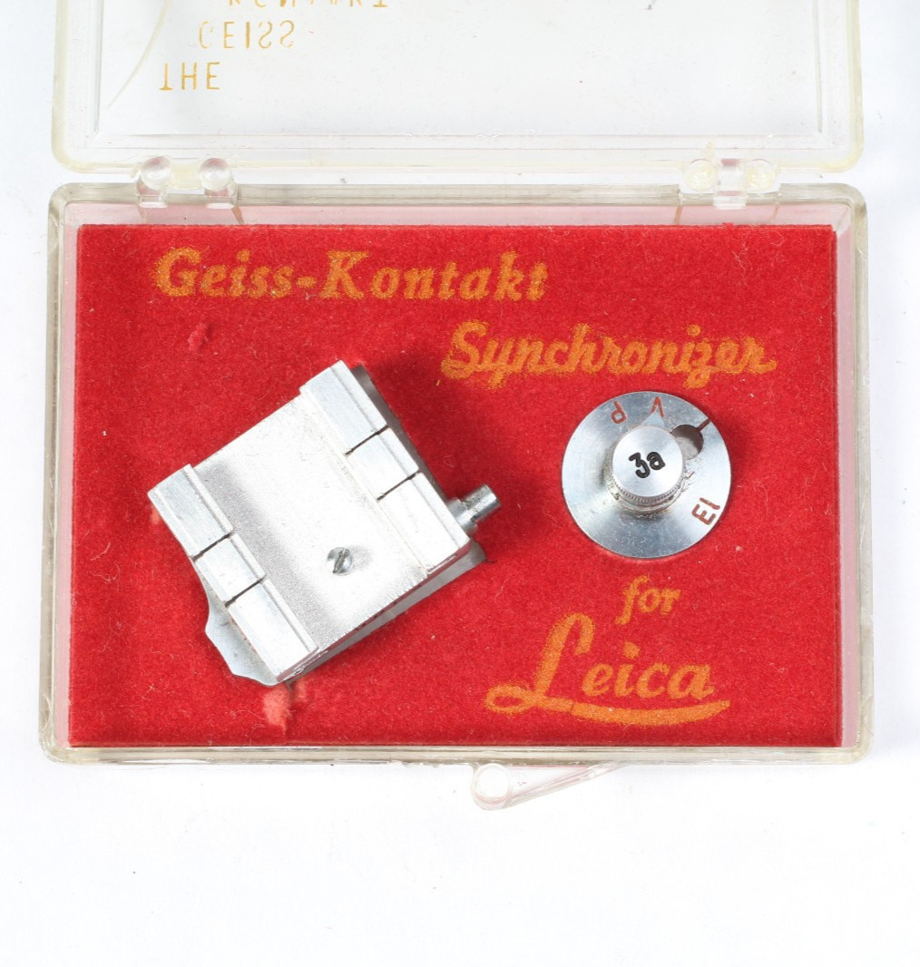 GEIST KONTACT 3A FLASH SYNC FOR LEICA & RUSSIAN SCREW MOUNT RANGEFINDER CAMERAS
