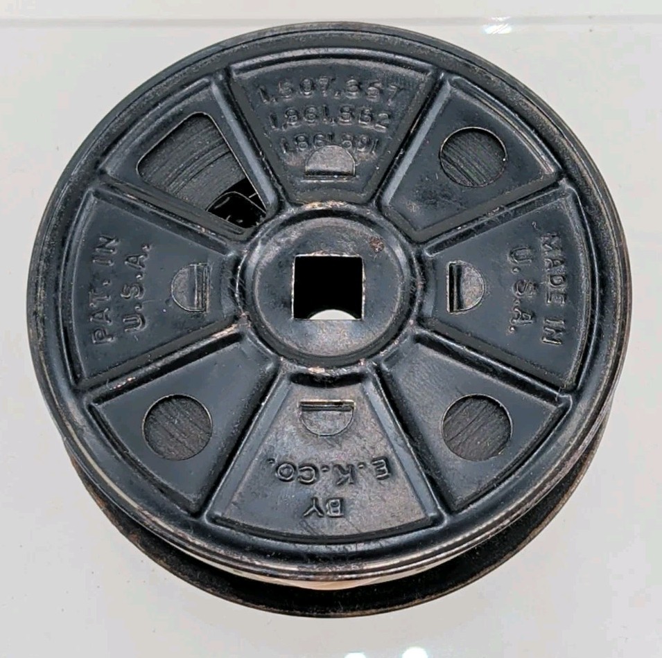 Lot of 2 Vintage 16mm Metal Film Reels Mystery Content Estate Find Untested 3″