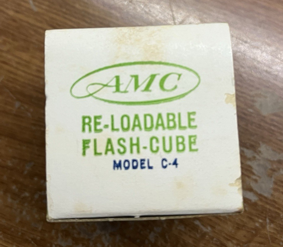 Vintage AMC Model C-4Re-loadable Camera Flash Cube in Original Box