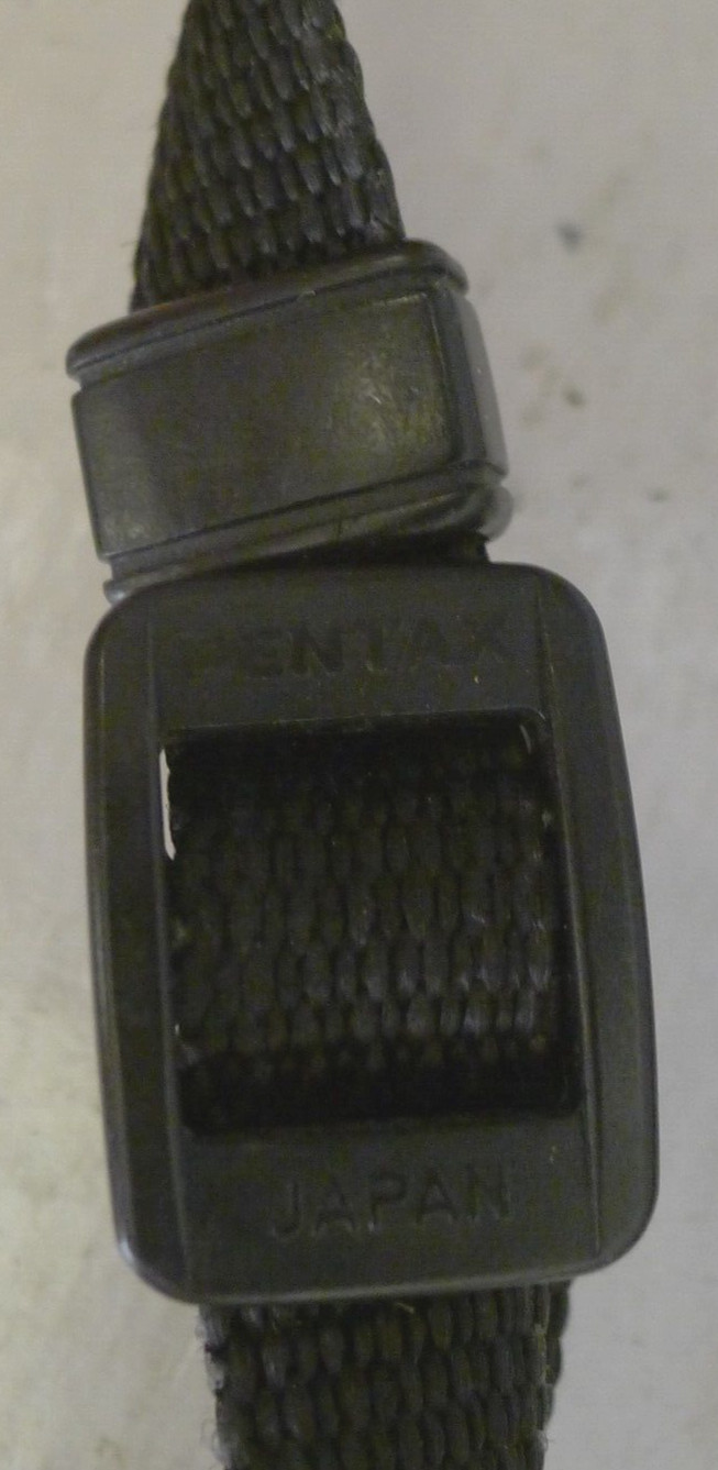 Pentax Adjustable Nylon 9/16″ Camera Neck Strap Black with Red Logo – S27