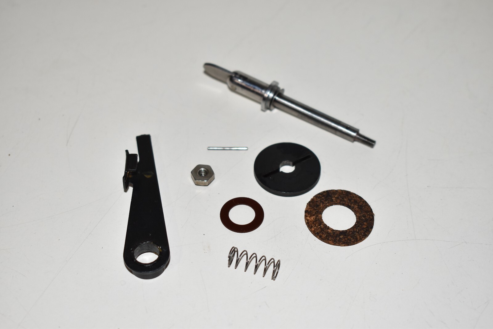 Ampro Futurist 8 Parts: Bottom Reel Holder & Parts