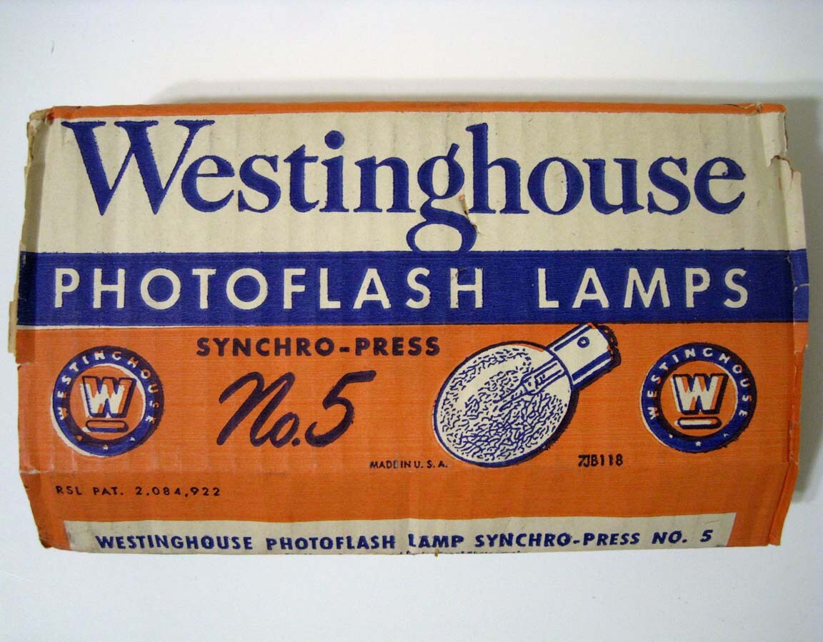Antique WESTINGHOUSE ® No 5 Photoflash Lamps – Quantity 8 – New In Original Pack