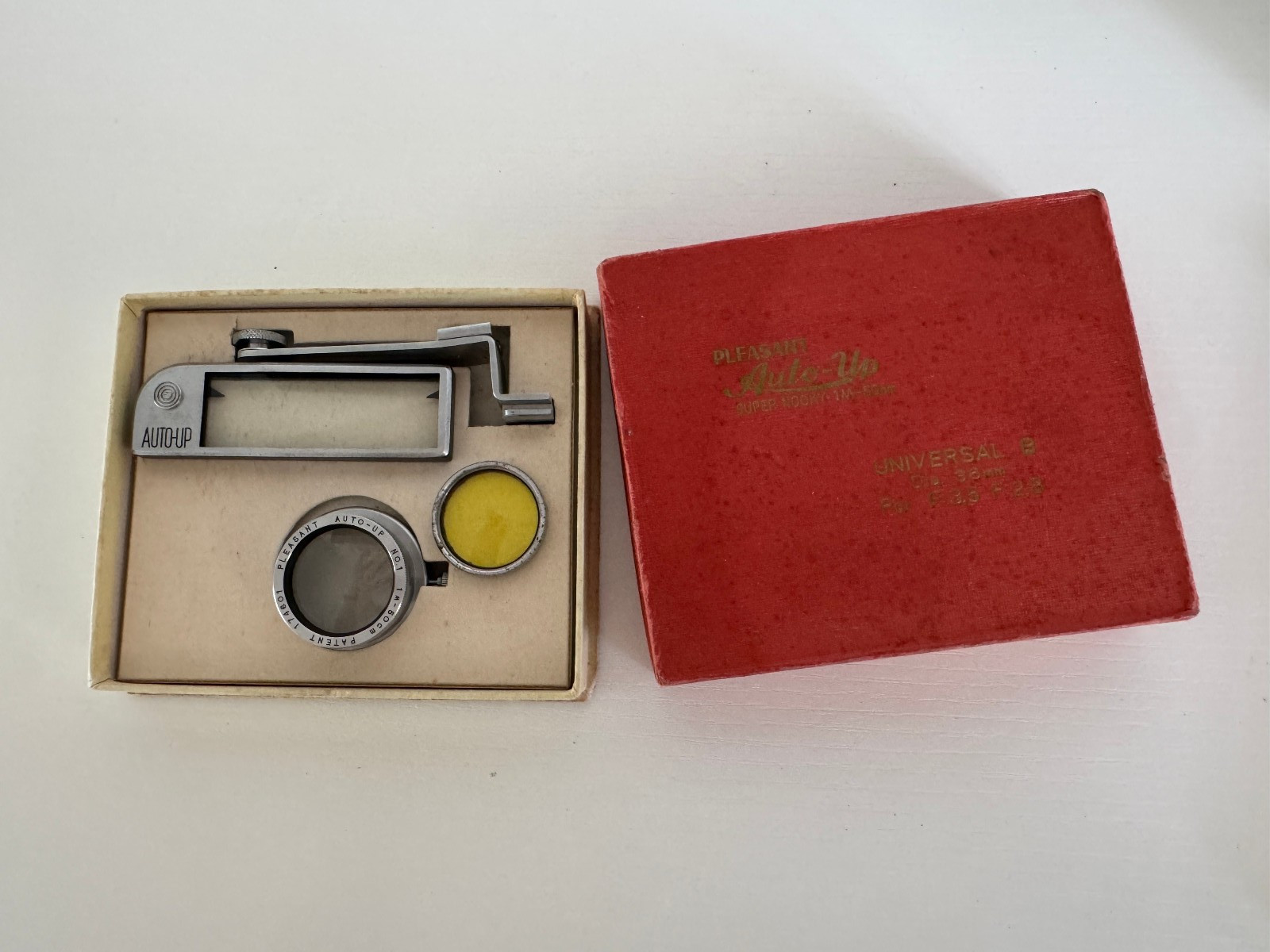 Vintage Konica Super Nooky Pleasant Auto-Up #1 & Konifilter Y1 Yellow in Box