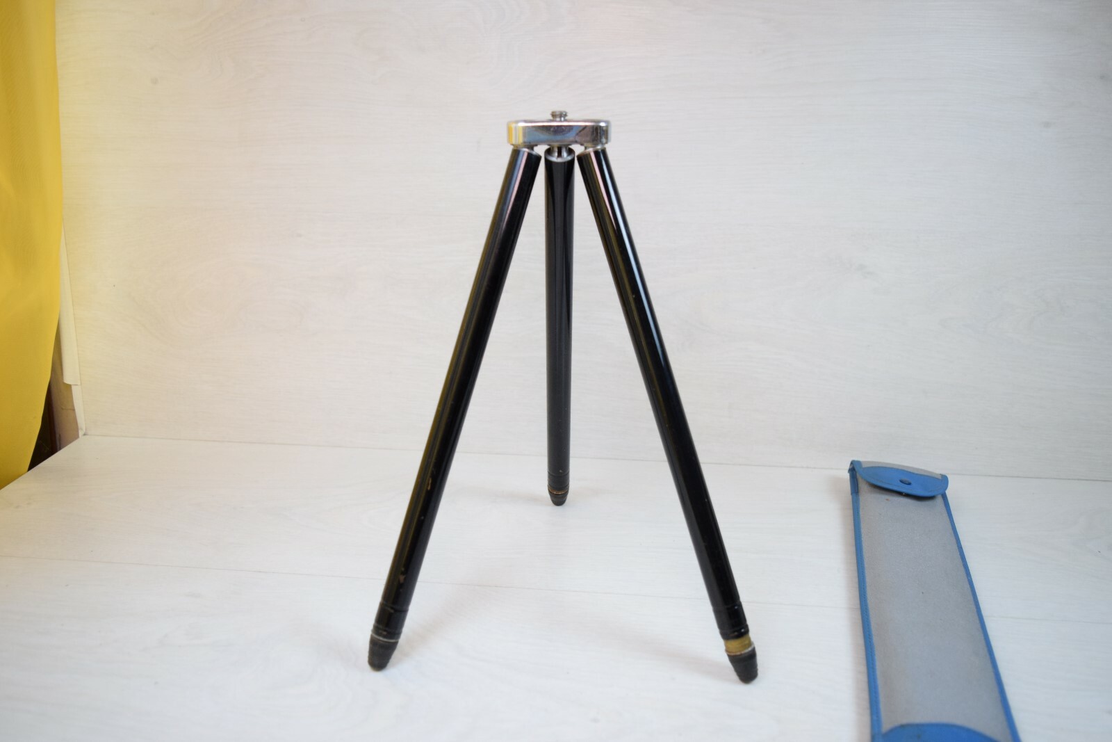 Vintage Compact Metal Stand Camera Tripod Made in Czechoslovakia Me Opta Meopta