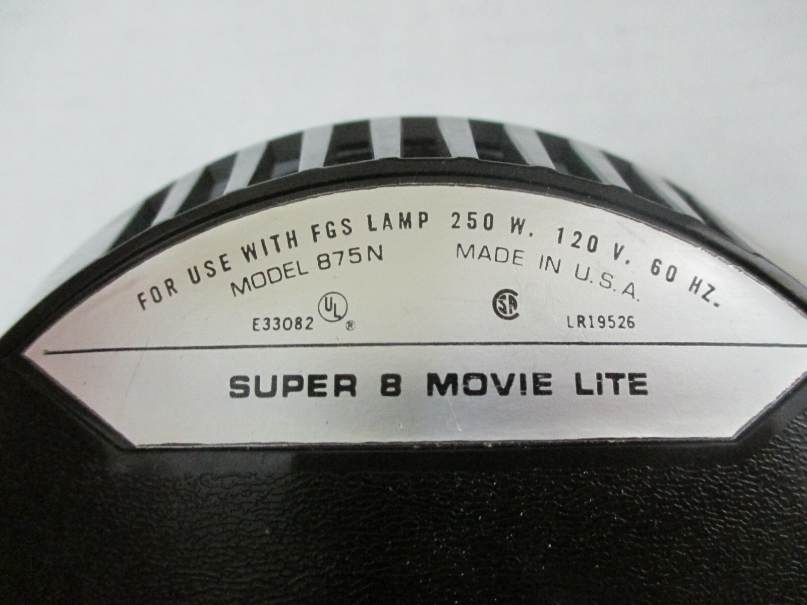 VINTAGE KENCO SUPER 8 SEALED BEAM MOVIE LIGHT MODEL 875-N UNIVERSAL TOP MOUNT