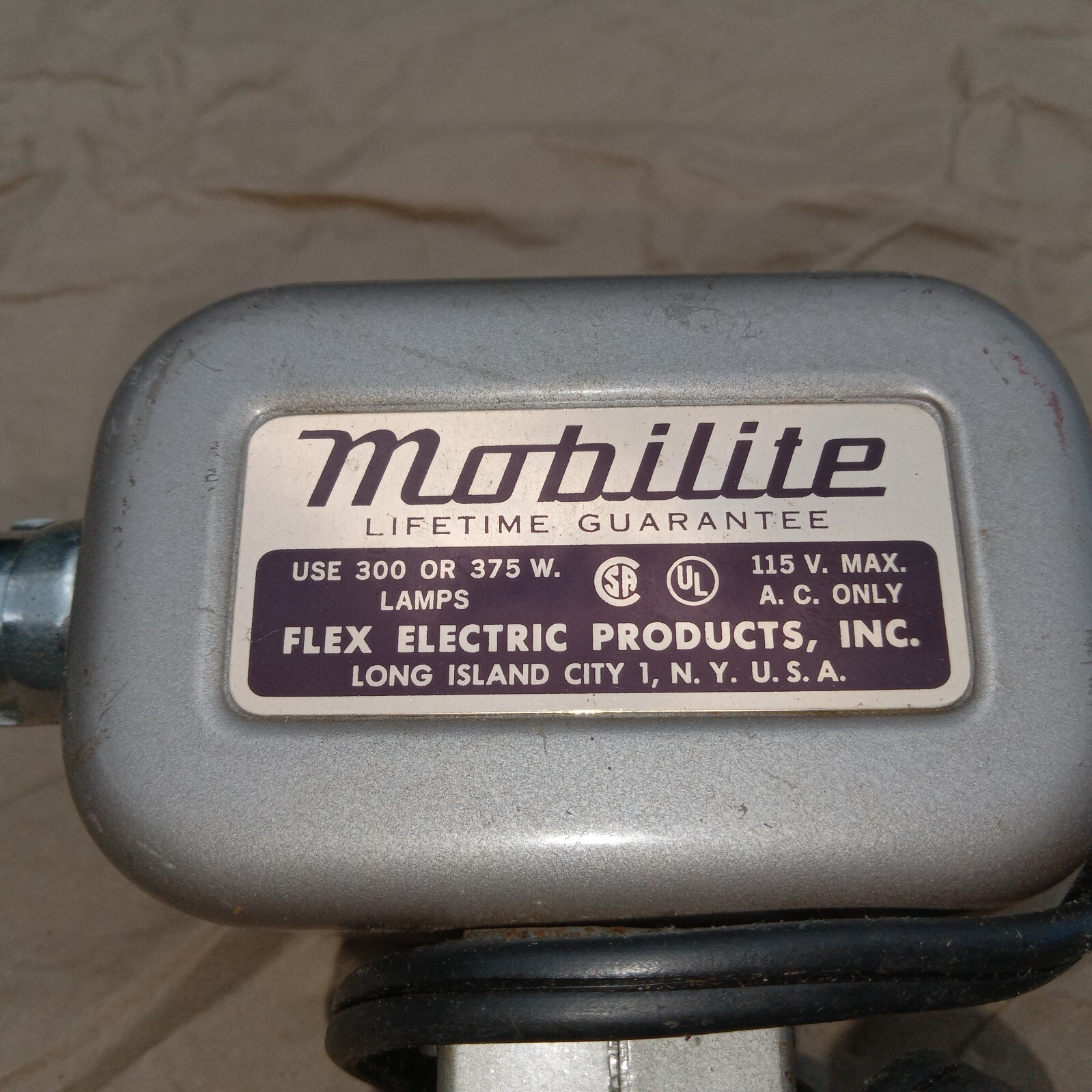 Vintage 1960’s MOBILITE Flex Products Mini/Versal Home Movie Photo Camera Lights