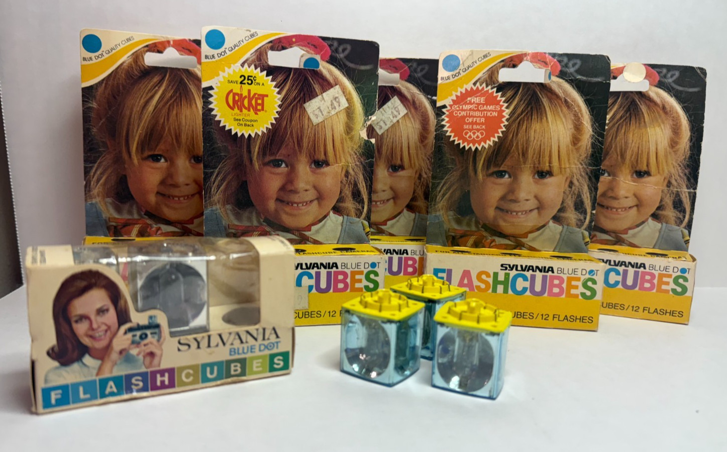 Vintage – Sylvania Blue Dot Flashcubes. 20 cubes 84 flashes