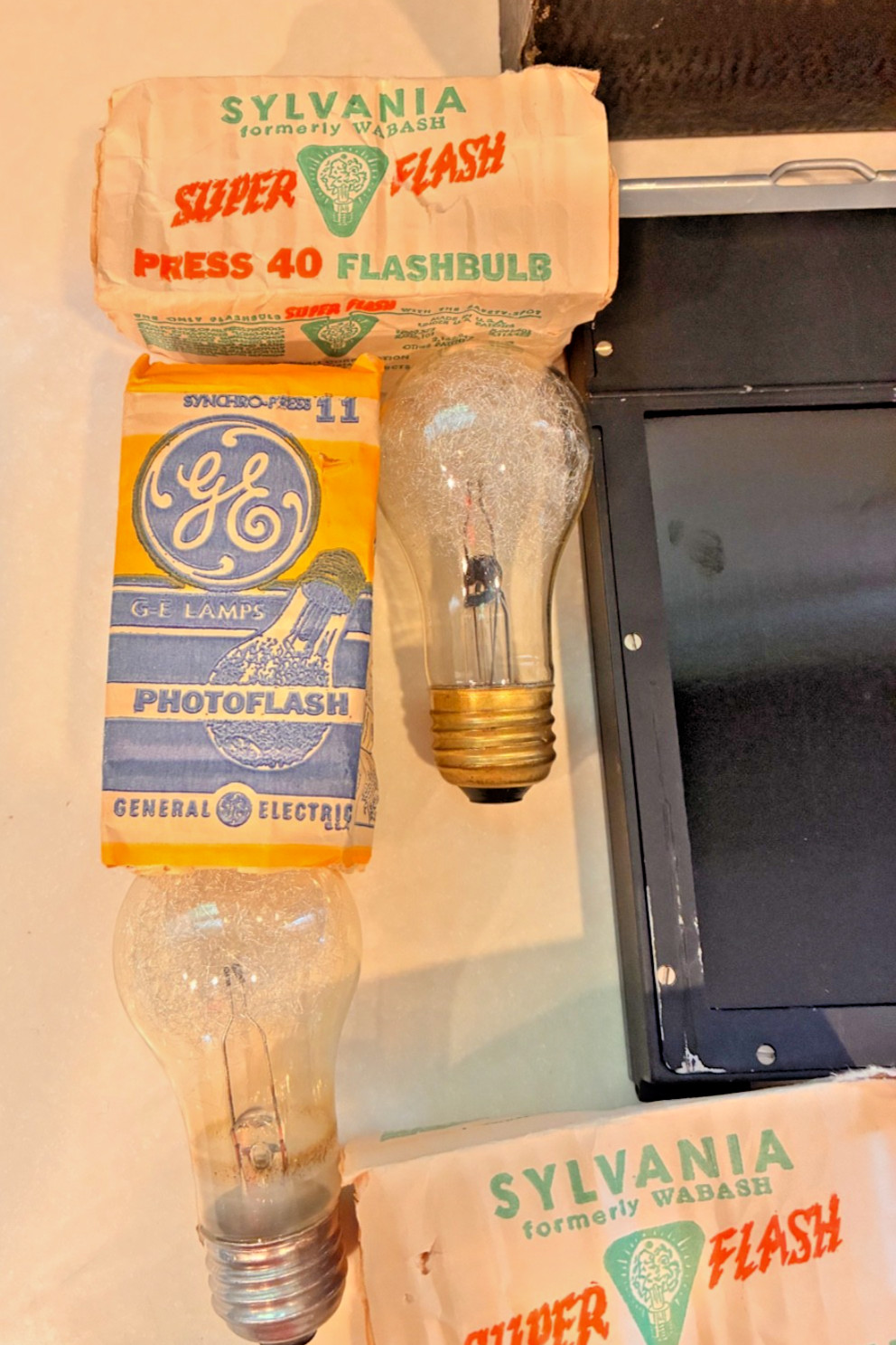 VTG Photography Equipment Lot -Flashes, Film Holder, Dark Sheets, Bulbs, Case
