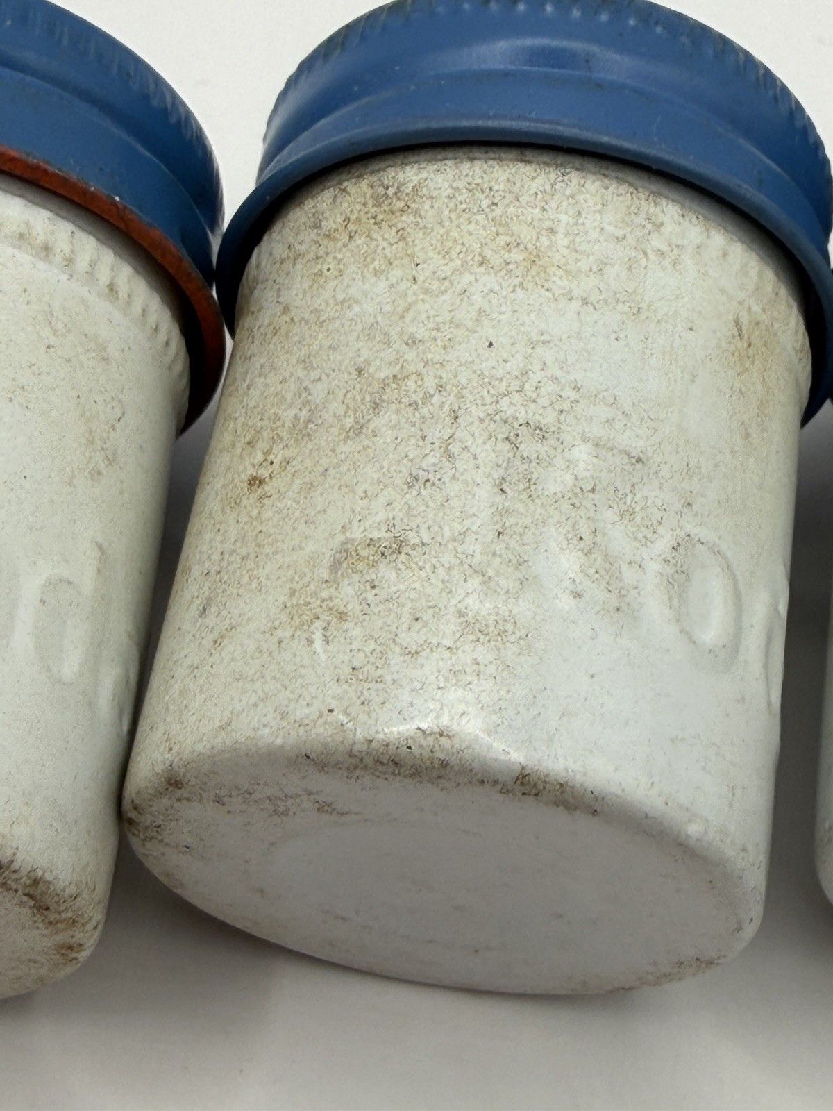 5 VTG Kodak 35mm Film Canisters Embossed