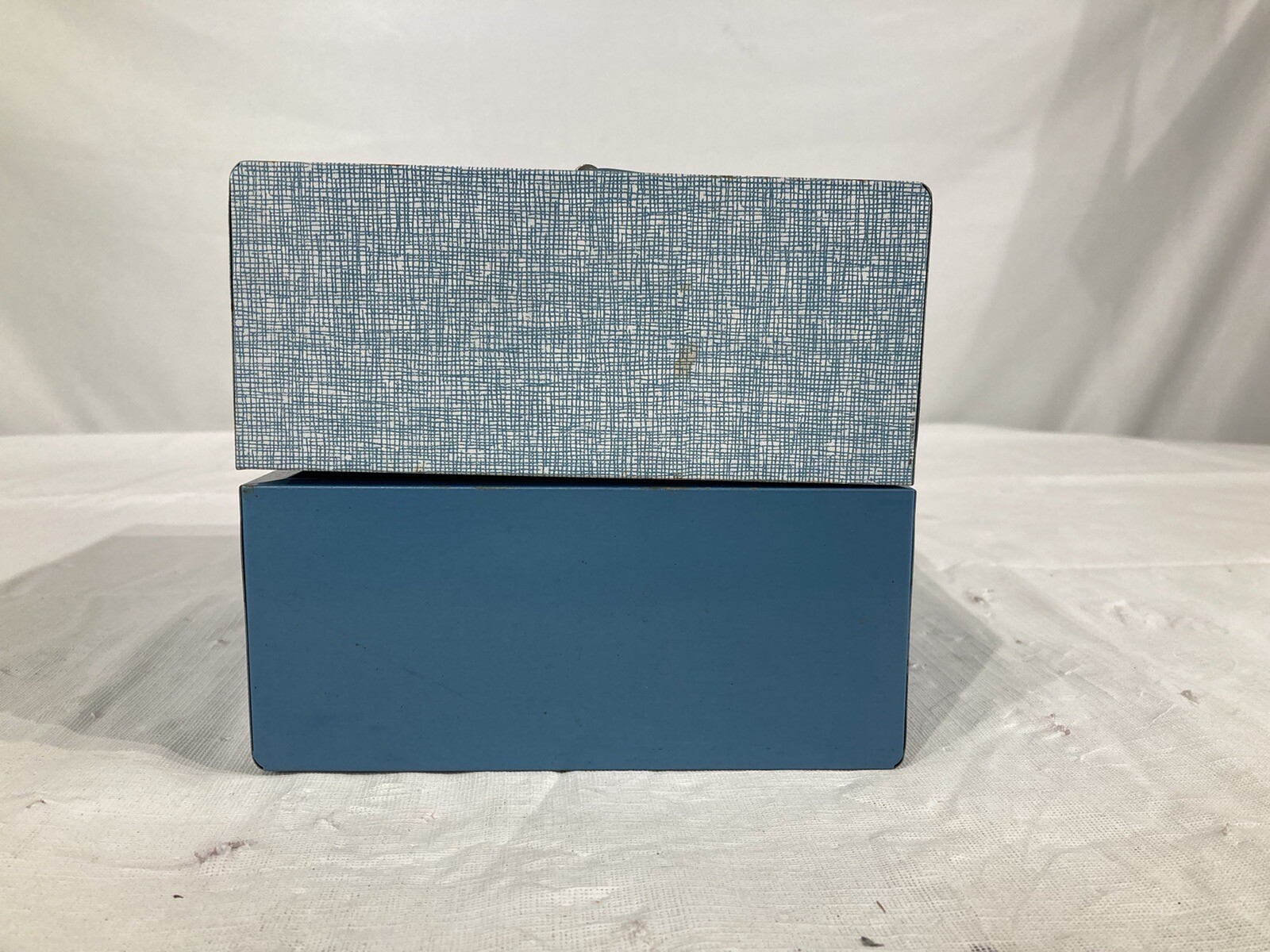 Blue Vintage Metal Film Reel Storage Tin With 7 Empty Reels