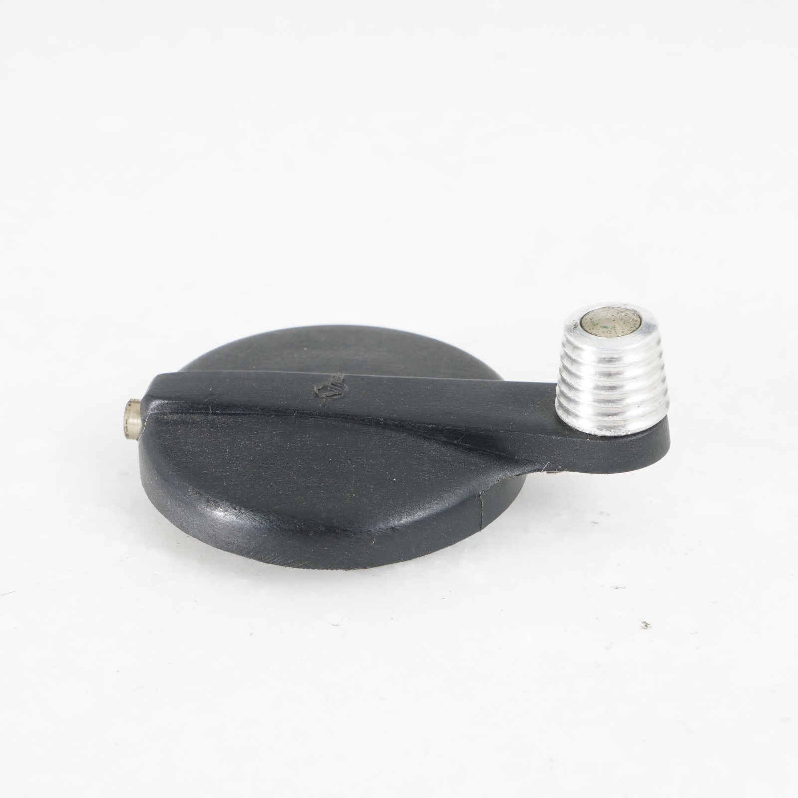 – GENUINE HASSELBALD QUICK WINDING CRANK 41076 FOR FILM MAGAZINES 12,16,16S,24