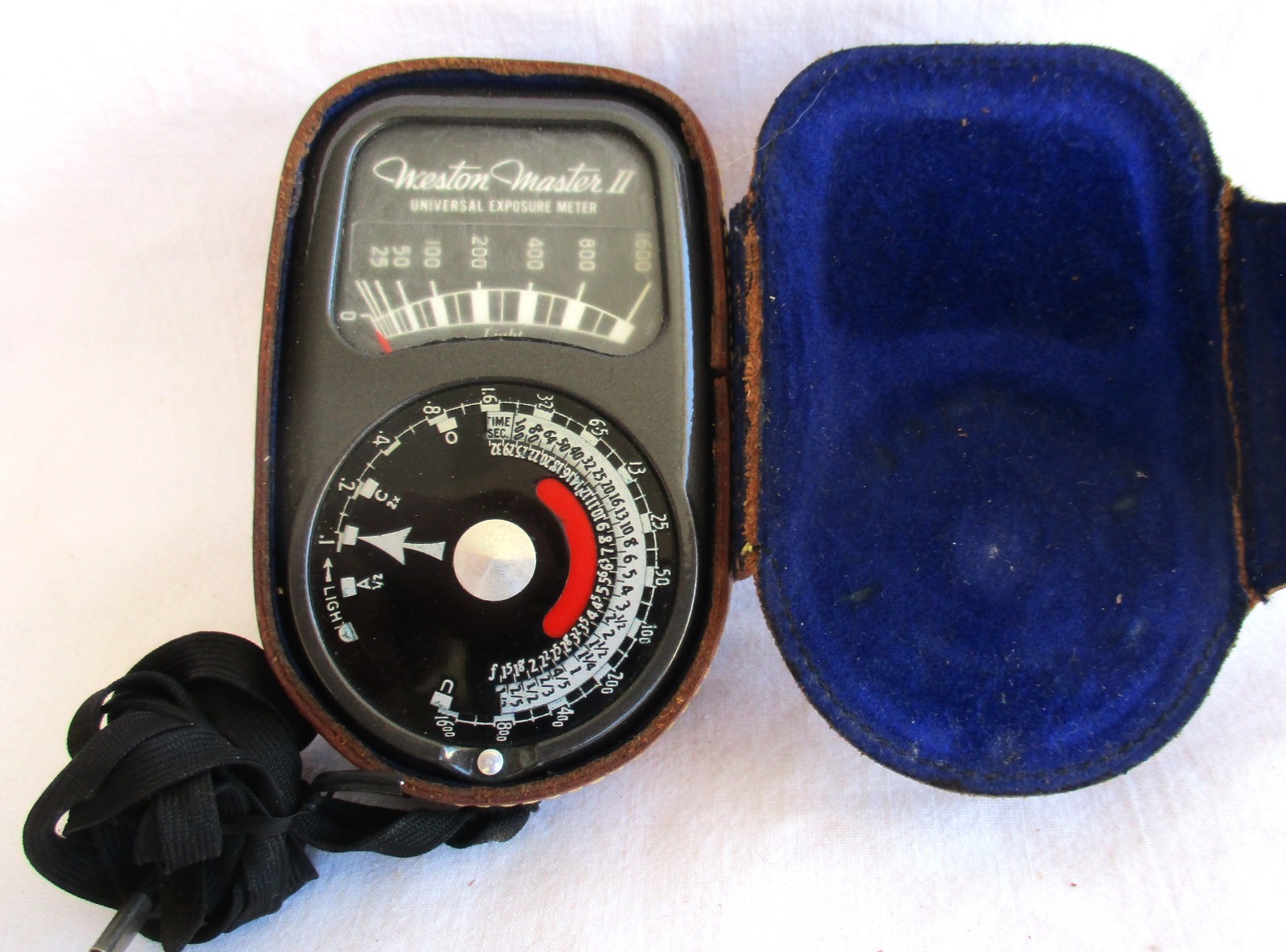 Vintage Weston Master II Model 735 Universal Exposure Meter in Leather Case