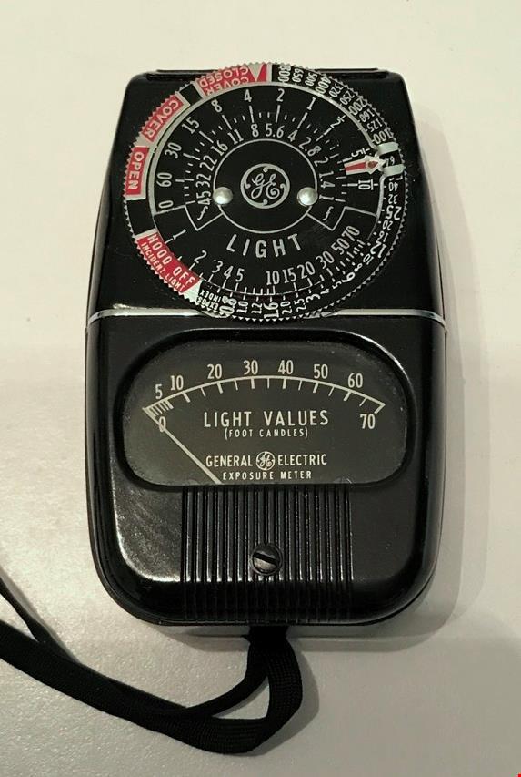 Vintage Light Meter – GE General Electric w leather case in box