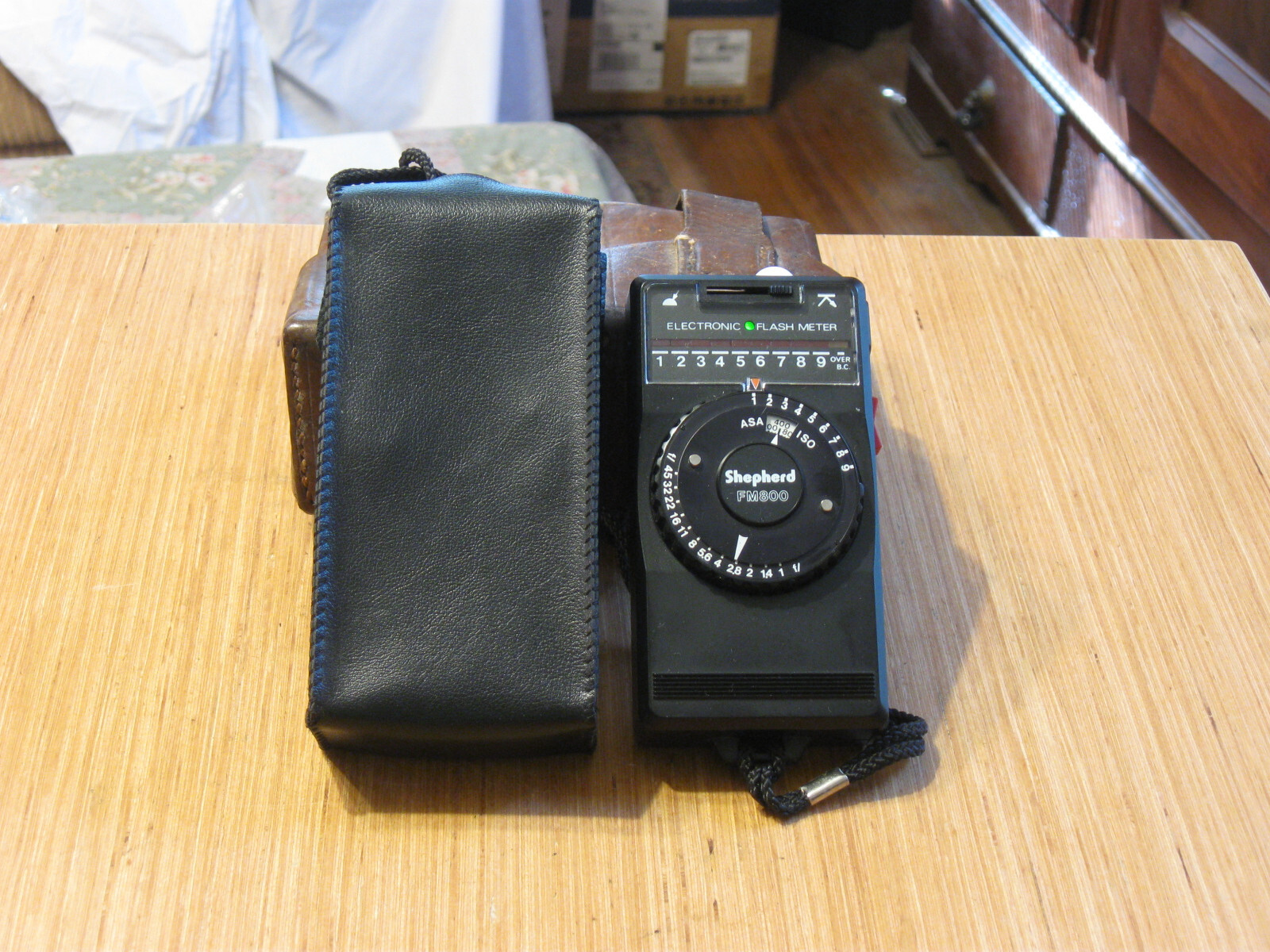 Vintage Shepherd FM800 Electronic Flash Meter & Case