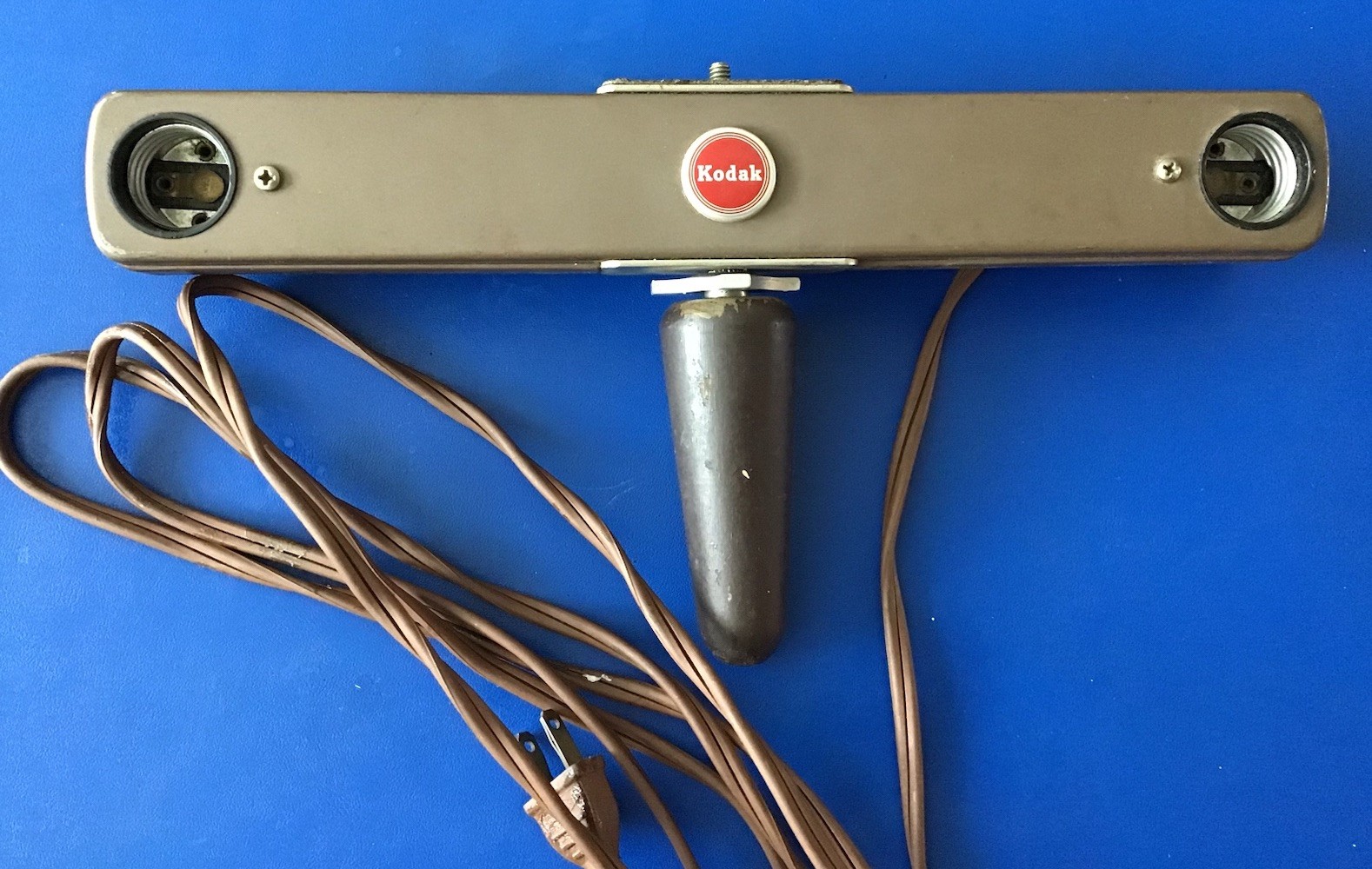 Vintage Kodak Brownie Model 1 Two Lamp Movie Light