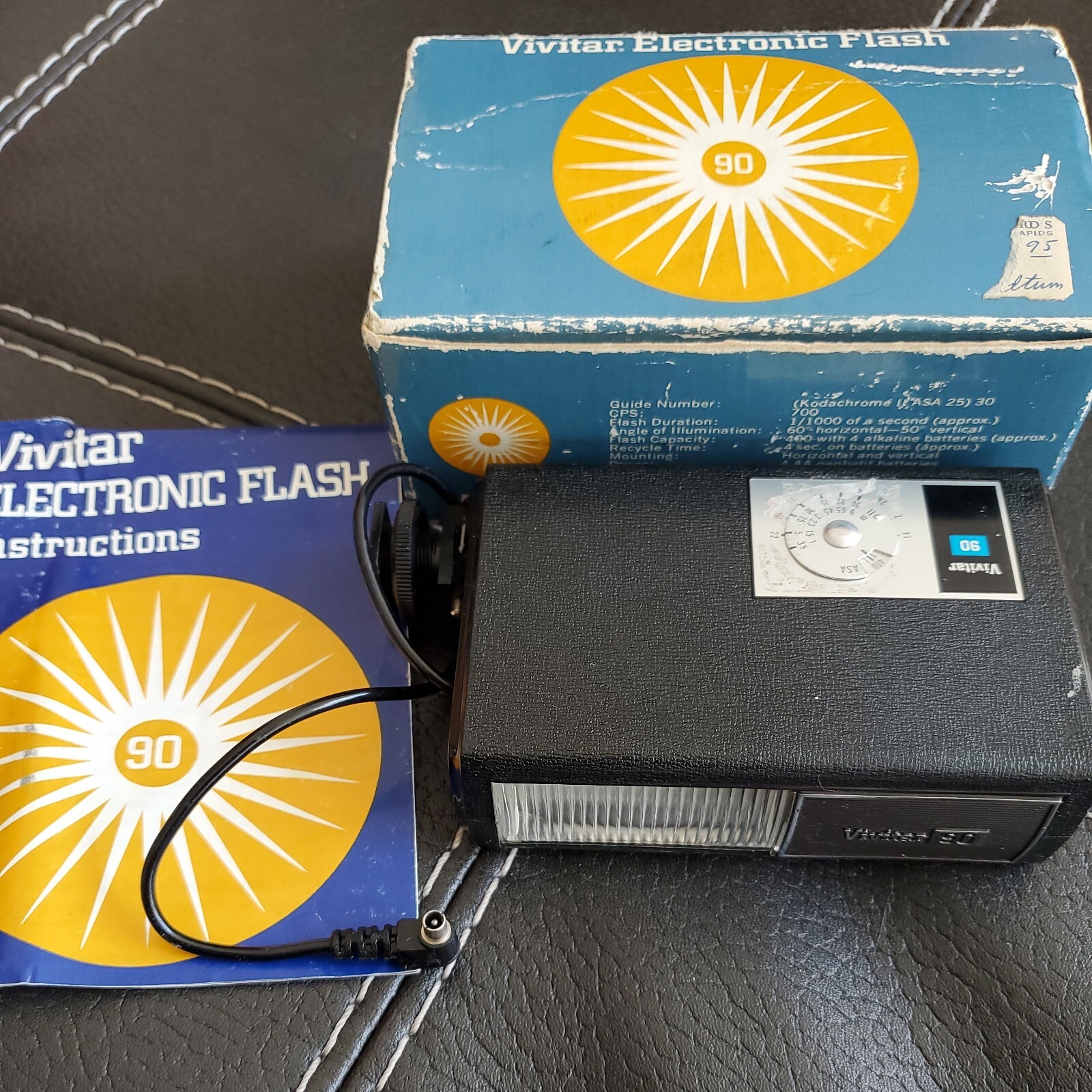 Vintage Vivitar Electronic Flash 90 in Original Box w Original Instructions