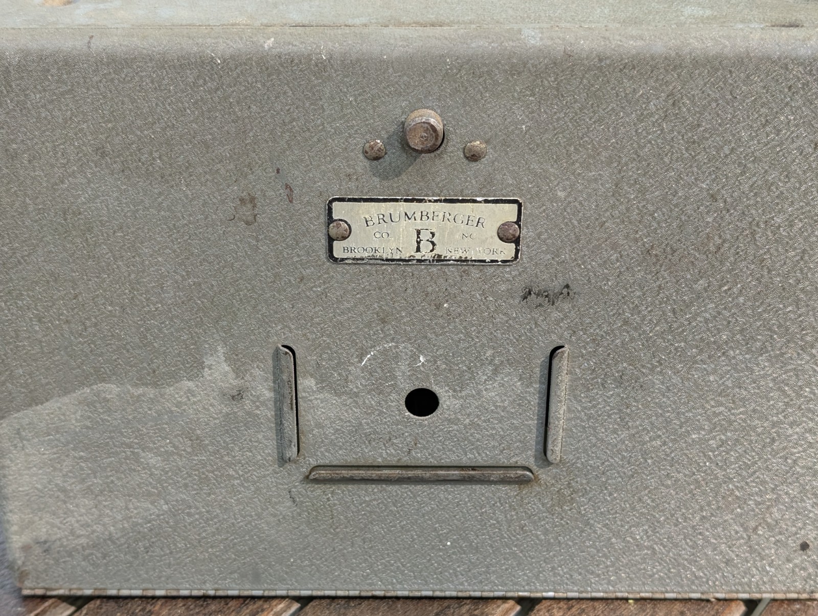 Brumberger Film Reel Storage Case 8mm Metal Movie Box VTG 1940 /50 w Kodak Guide