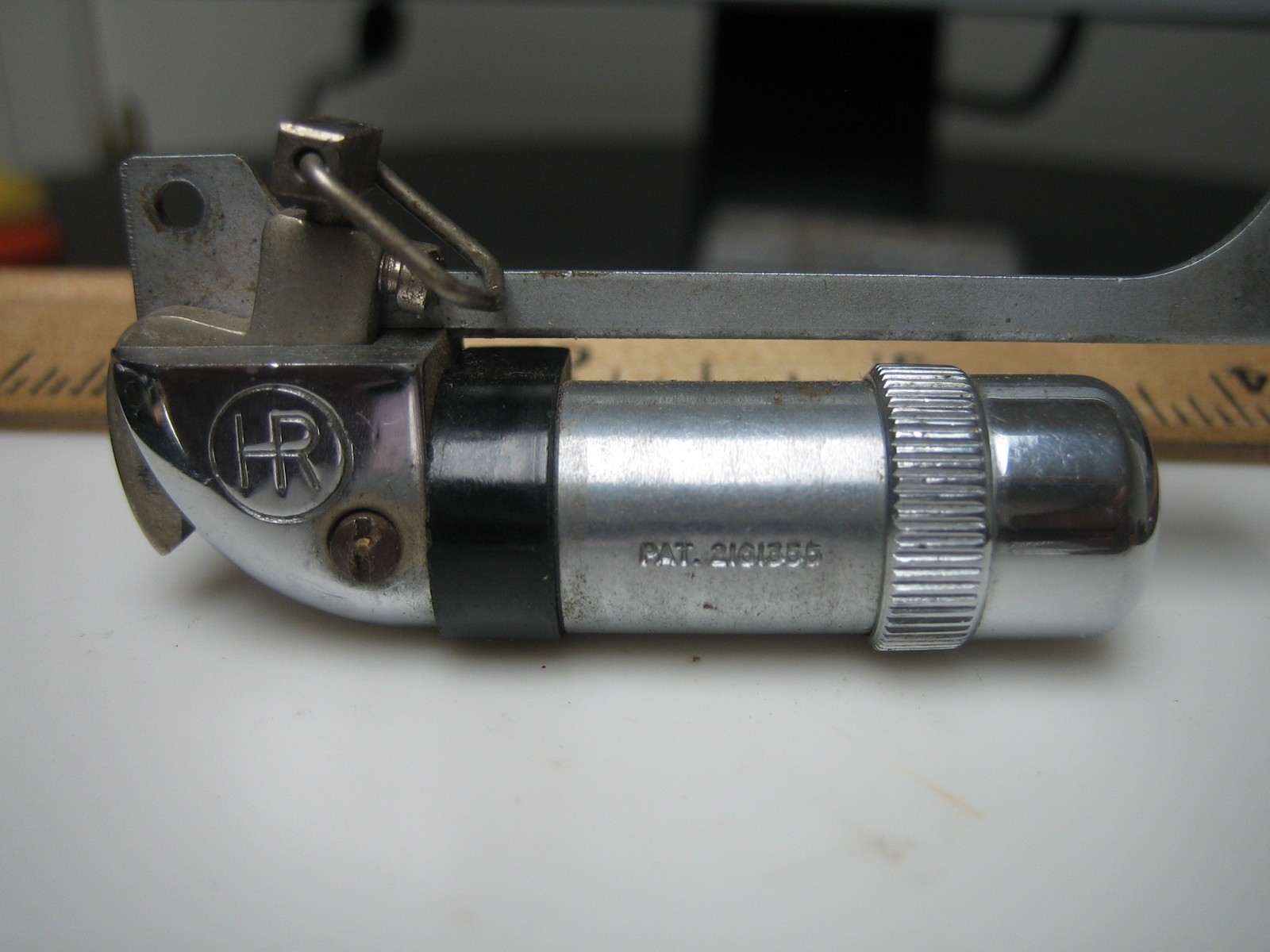 HR Heiland Research Solenoid Shutter Flash Release Synchronizer Used HR 392702