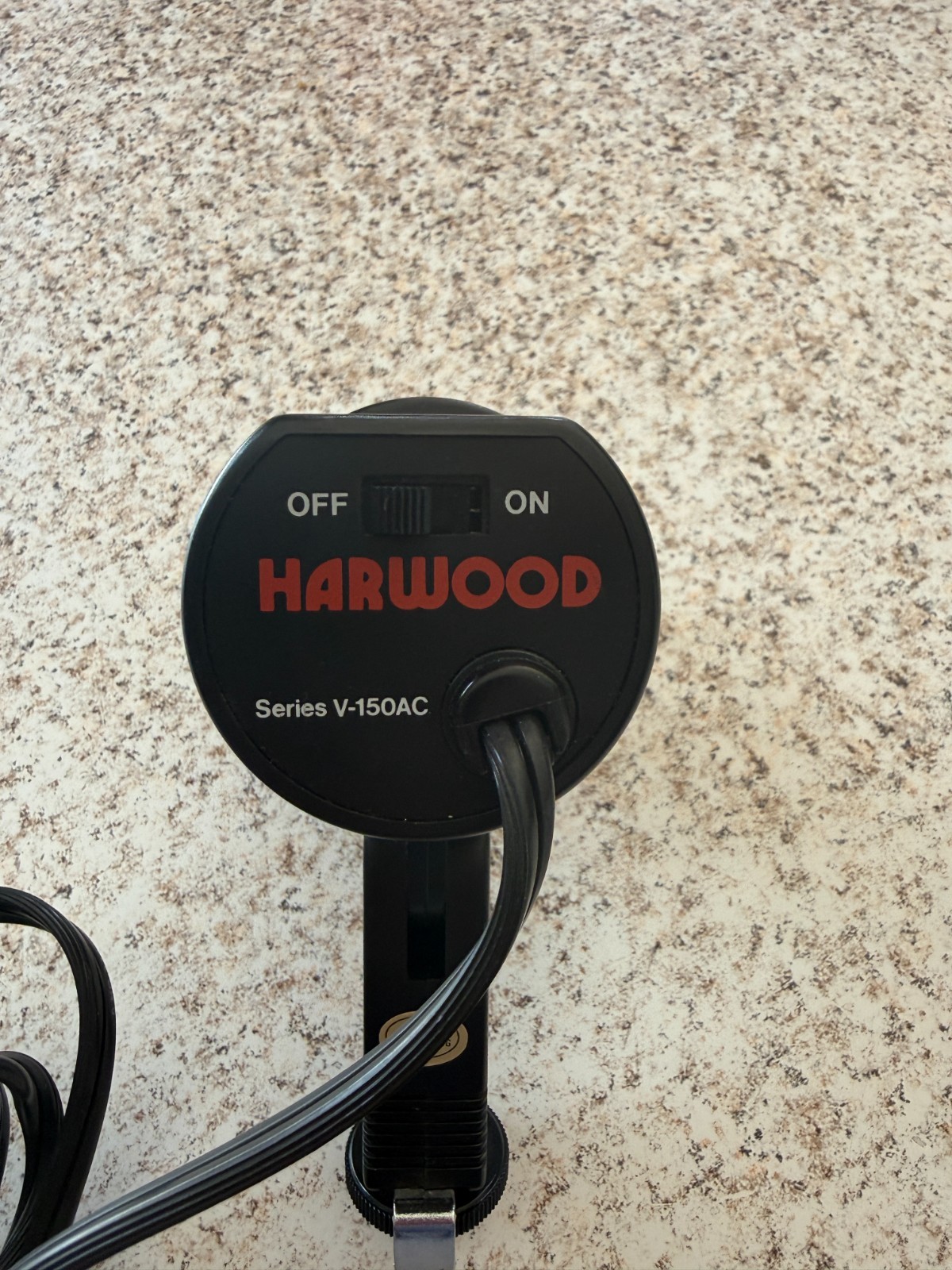 HARWOOD PLUS POWER V-150AC VIDEO CAMERA LIGHT – Needs New Bulb