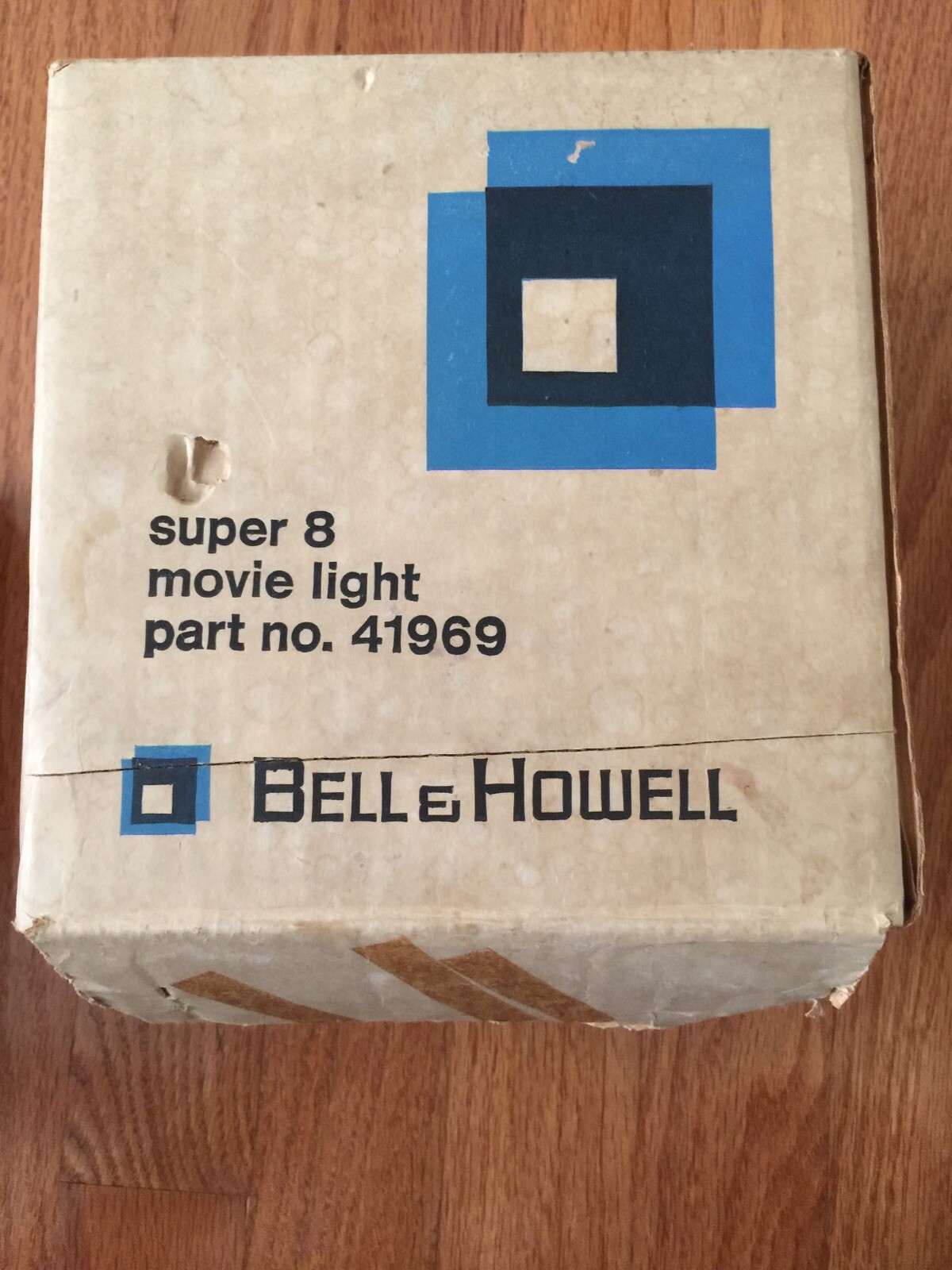 Bell & Howell Super 8 Camera light Attachment Part #41969 650 w
