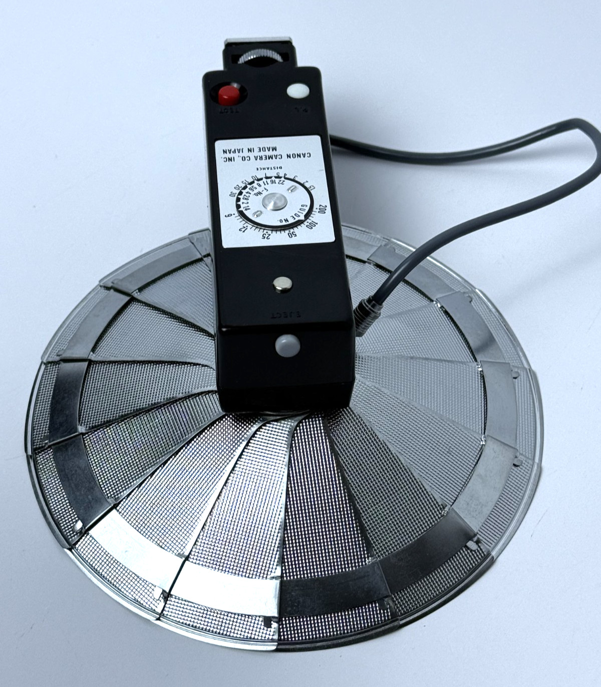 1950s Canon Flash Model V-2 Foldable Reflector Untested