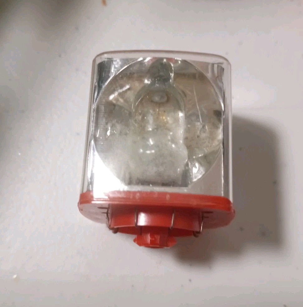 VINTAGE Flas CUBES Five SYLVANIA X Blue DOT & Two ITT HI-Power CUBES