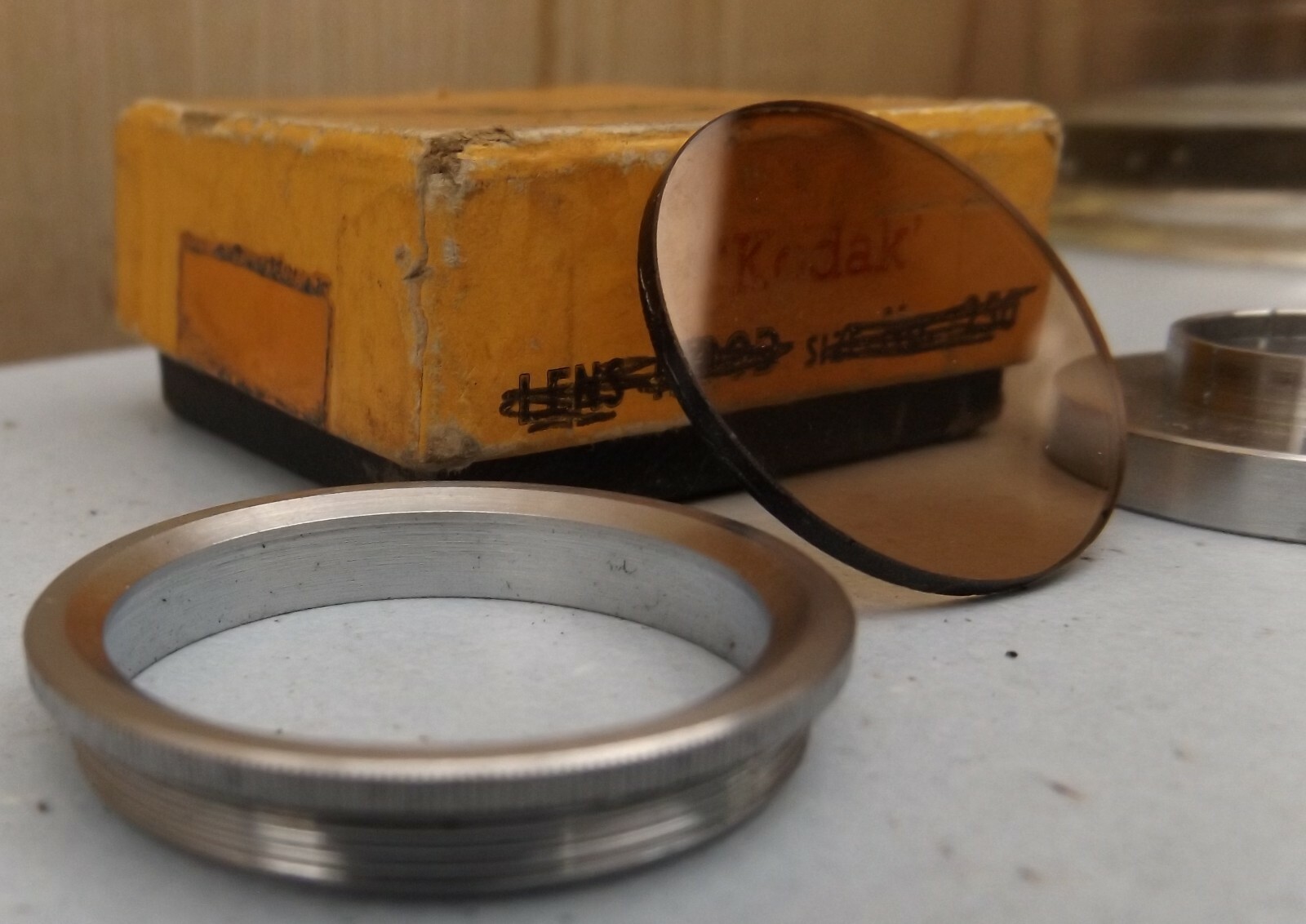 VINTAGE KODAK SERIES V ADAPTER RING WITH 28.5mm DAYLIGHT FILTER LENS