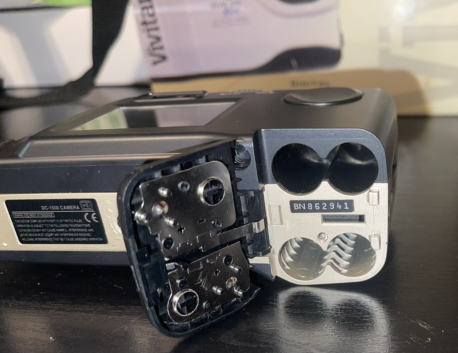 Vivitar ViviCam 3500 1.4MP Digital Camera DC-1500 1999 UNTESTED Parts Or Repair
