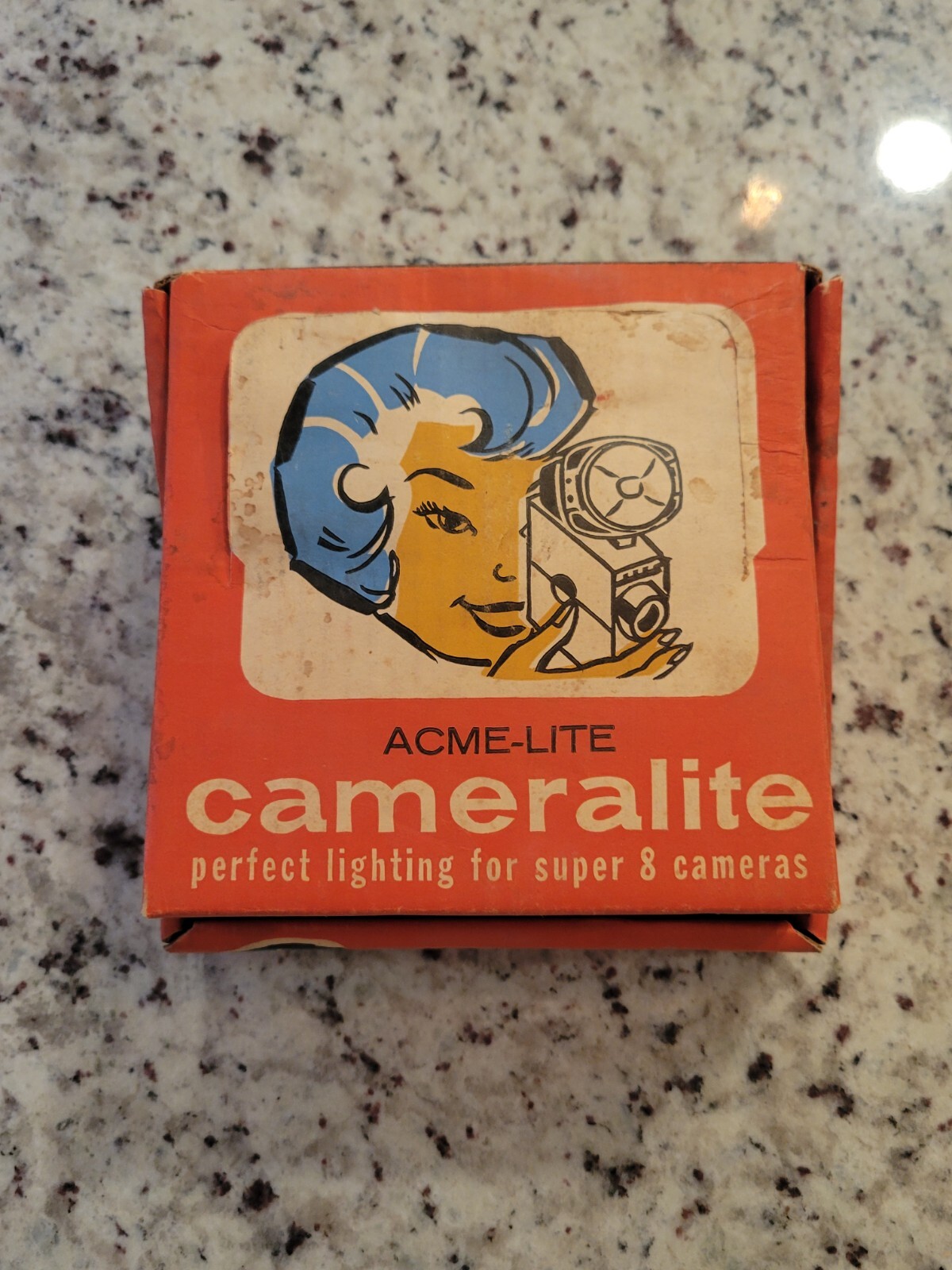 Acme-Lite Cameralite with Universal Mount for Super 8 Cameras with Original Box