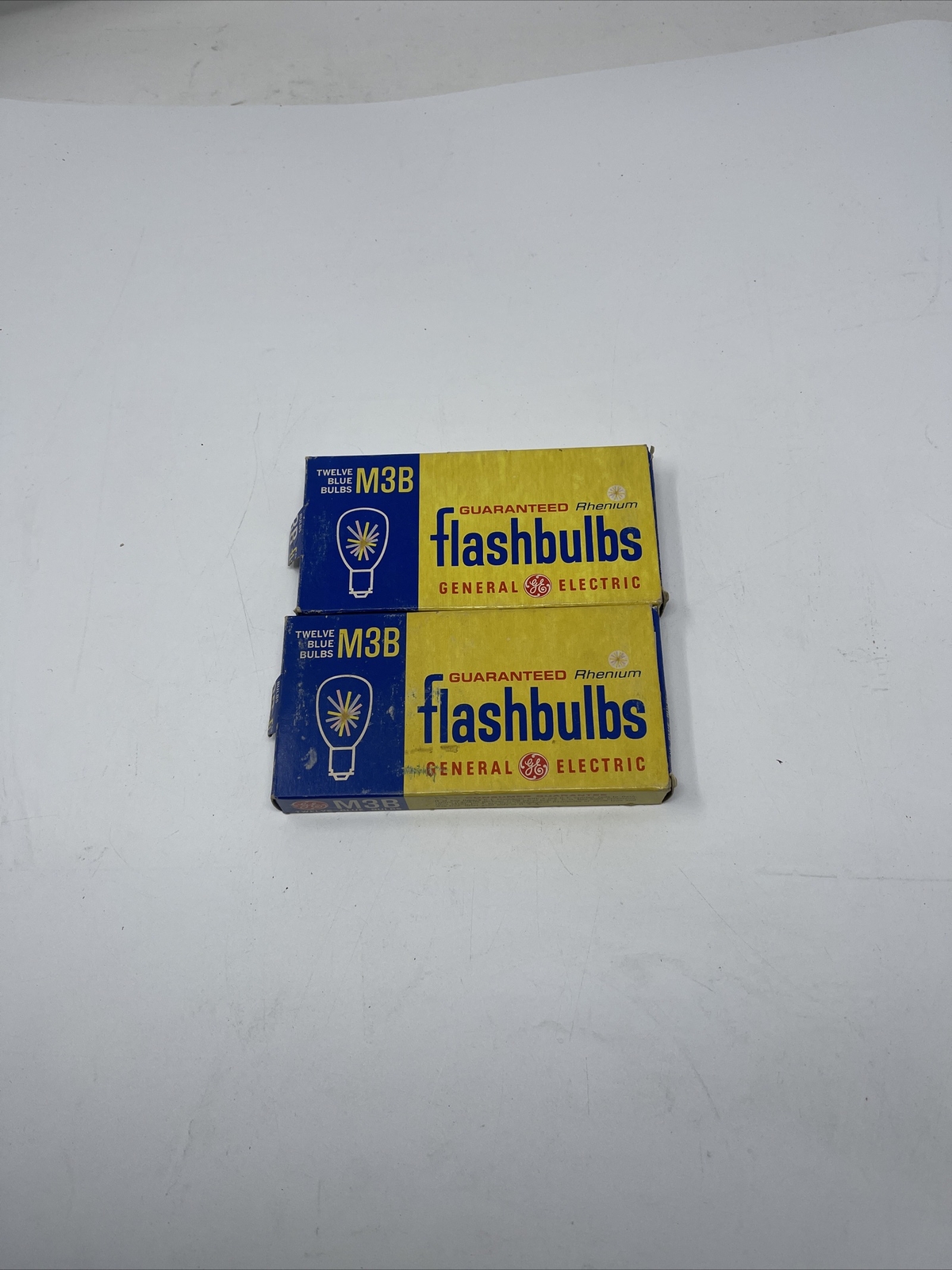 Vintage General Electric M3B Flashbulbs – 2 Boxes – 24 Blue Bulbs