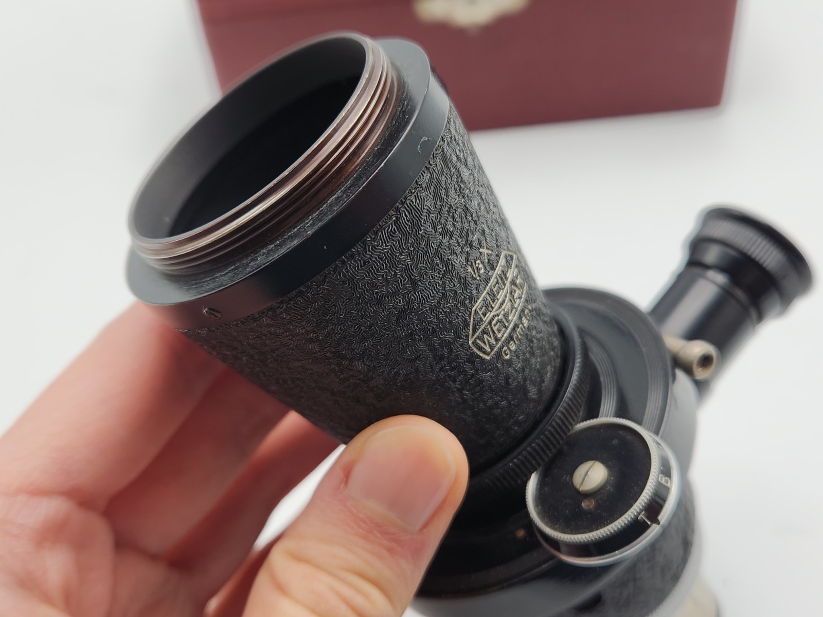 Leica Leitz MIKAS Micro-Isbo Microscope Attachment 1/3x & Box 39mm M39 L39 Mount