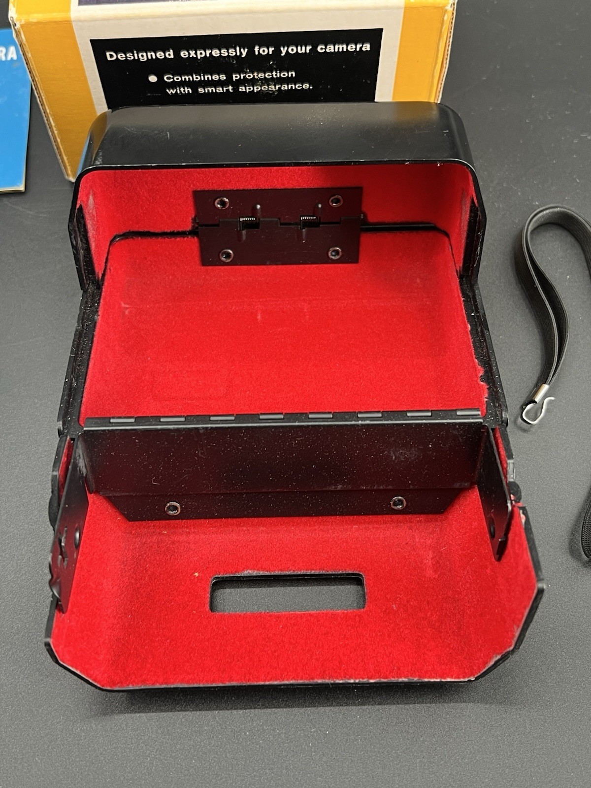 Kodak Instamatic Field Case Model E 150, 154, 300, 304, 400, 404