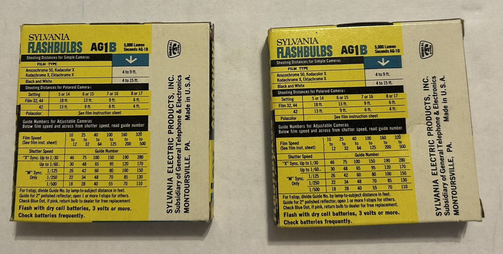 2 Vintage Sylvania Flashbulbs Blue Dot #AG1B 12 Bulbs in Package New in Boxes