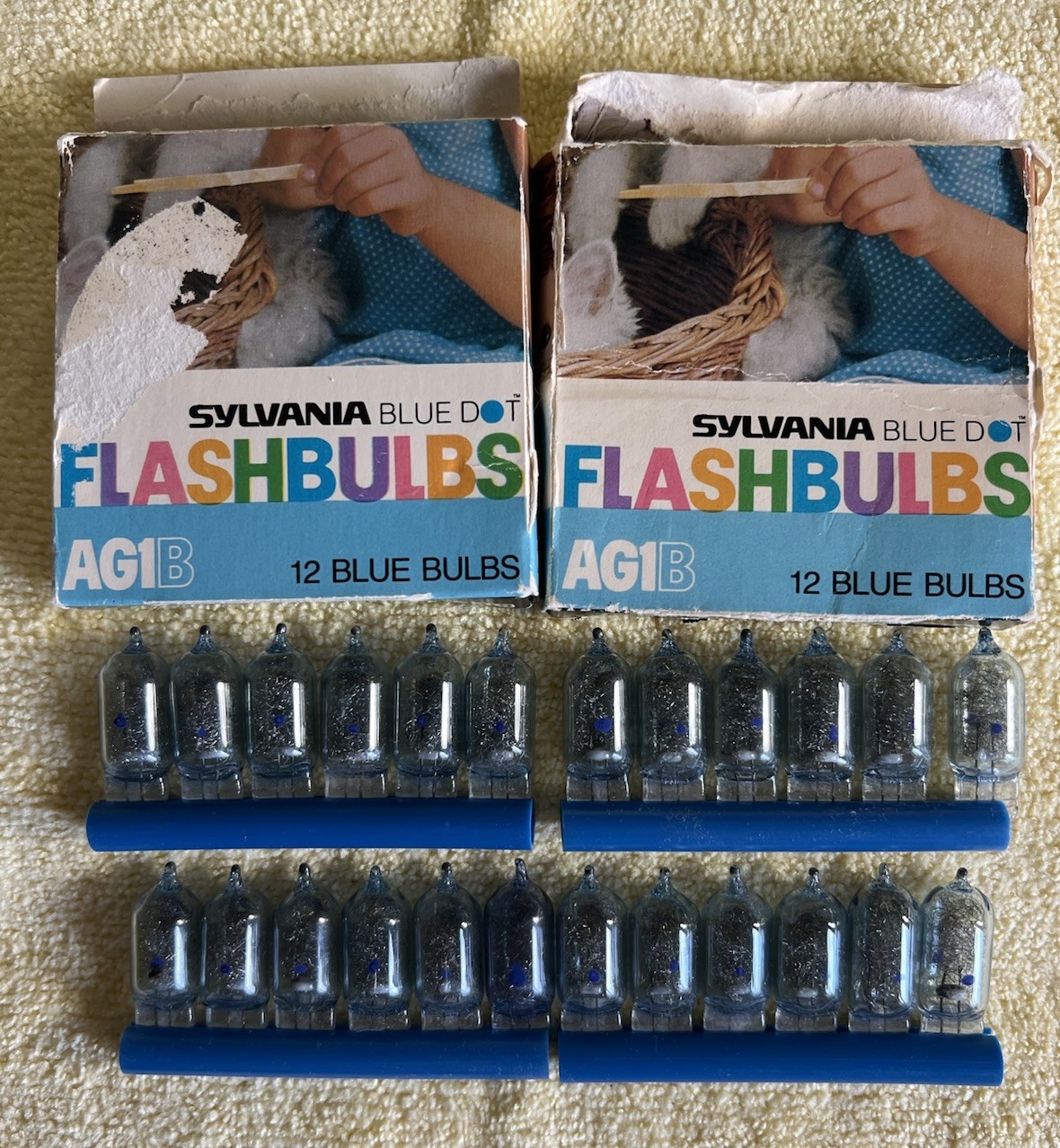 Sylvania Blue Dot Flashbulbs AG1B – 2 Boxes of 12 Each Blue Bulbs (24) Vintage
