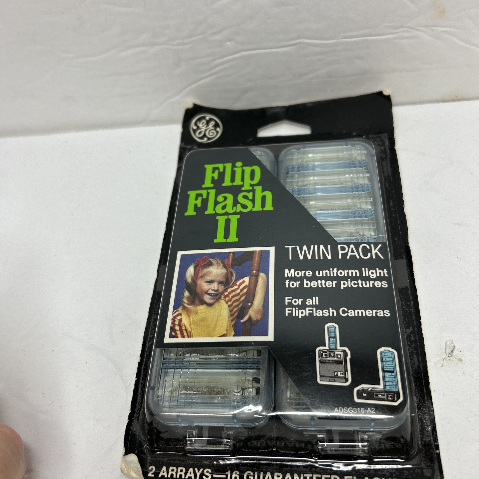 Ge Flip Flash II Twin Pack. New Old Stock