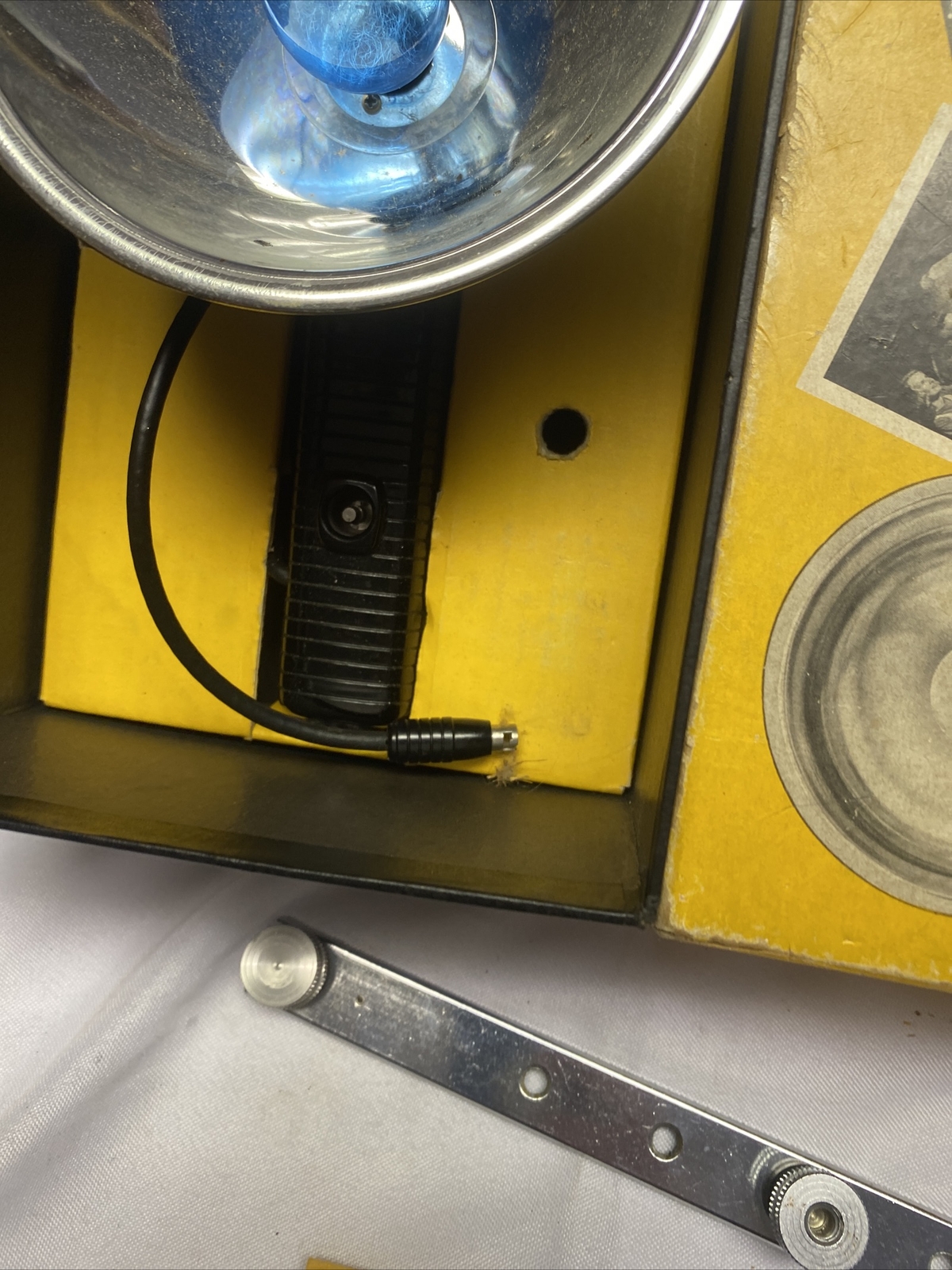 Kodak Flash Holder With Standard Bracket W/ Original Box No. 720