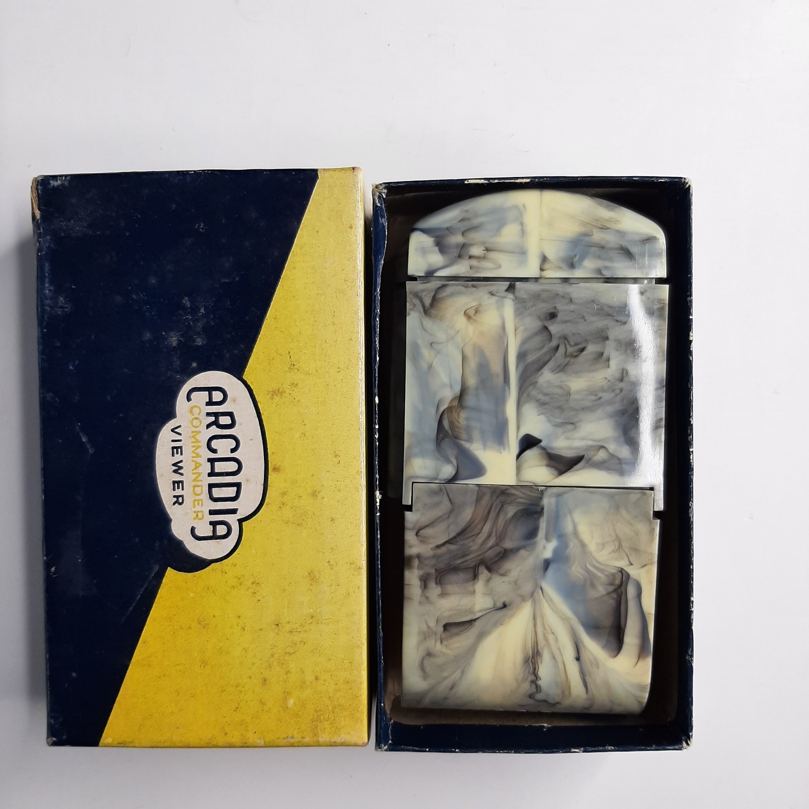 Arcadia Commander Pocket Size Self-Light Viewer in Original Box Untested ZA10