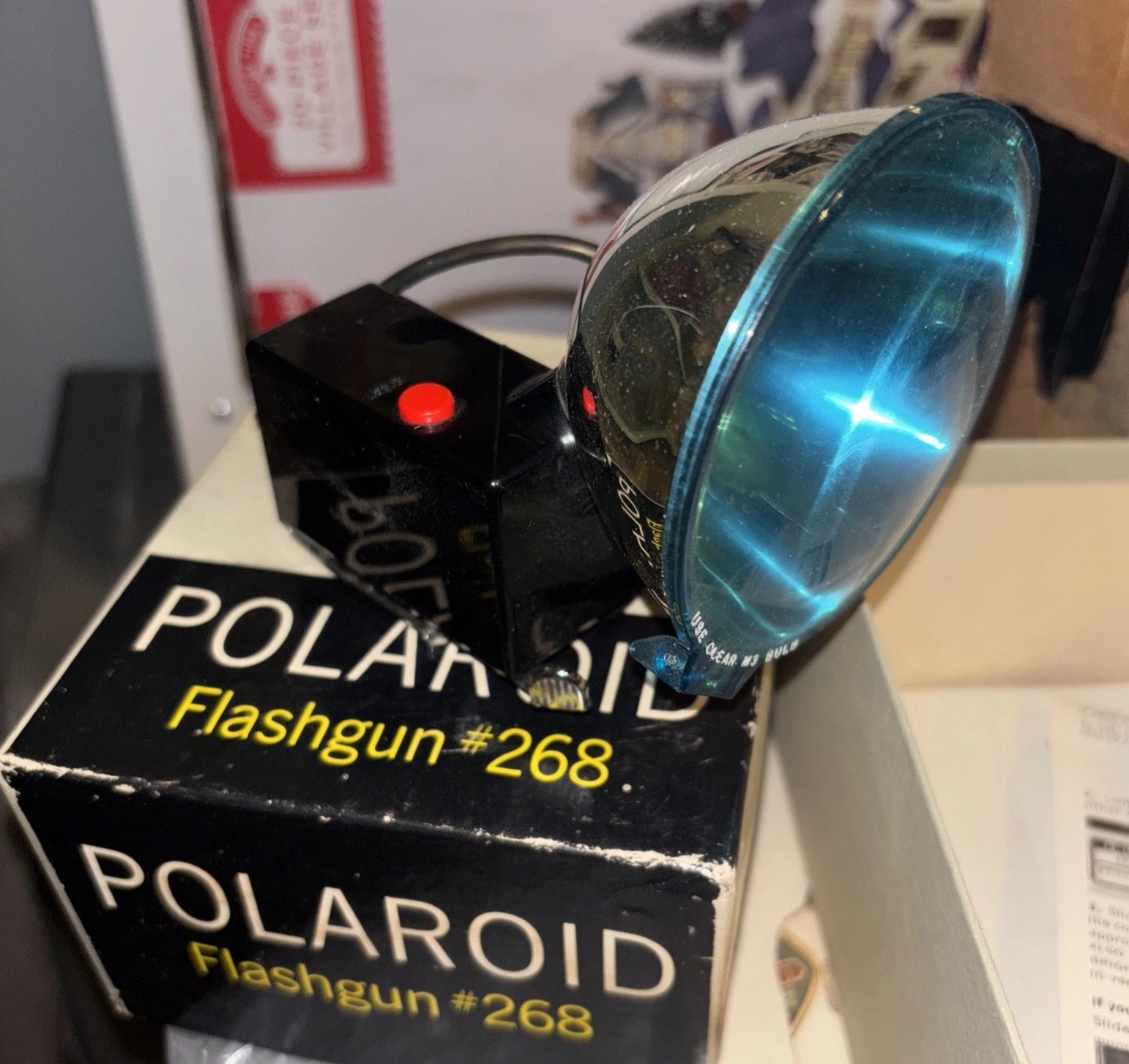 Vintage Polaroid Model 268 Flash Bulb Attacment with Blue Lens ~ Box & paperwork
