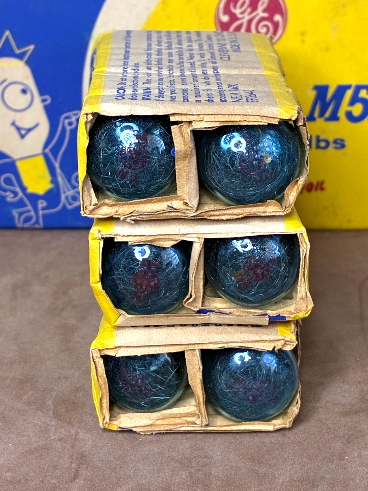 Vintage GE Power Mite M5B Blue Flashbulbs w/ Zirconium Foil ~ NOS ~ 12 Bulbs