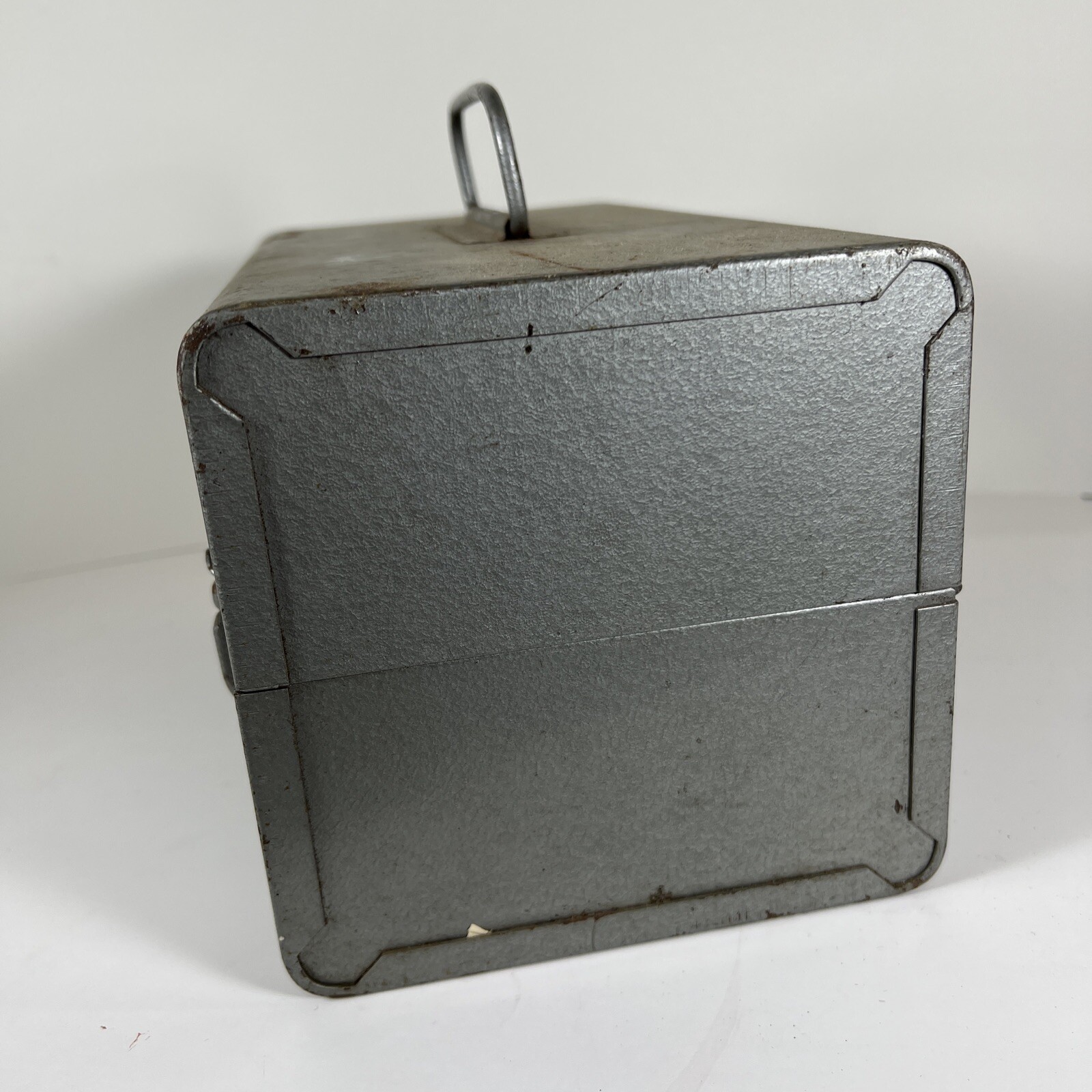 Brumberger Movie Case For 8mm Movies 5″ Canister Tins No Reels Or Film