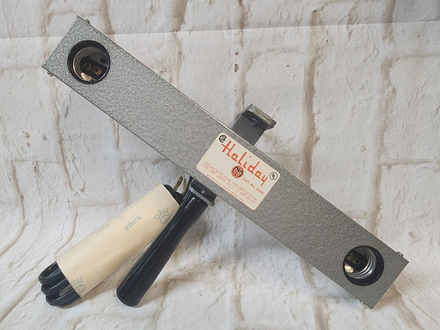 Holiday Brand Cat No. 2200 Electric Camera 2 Bulb Movie Light Bar * TESTED👍👍